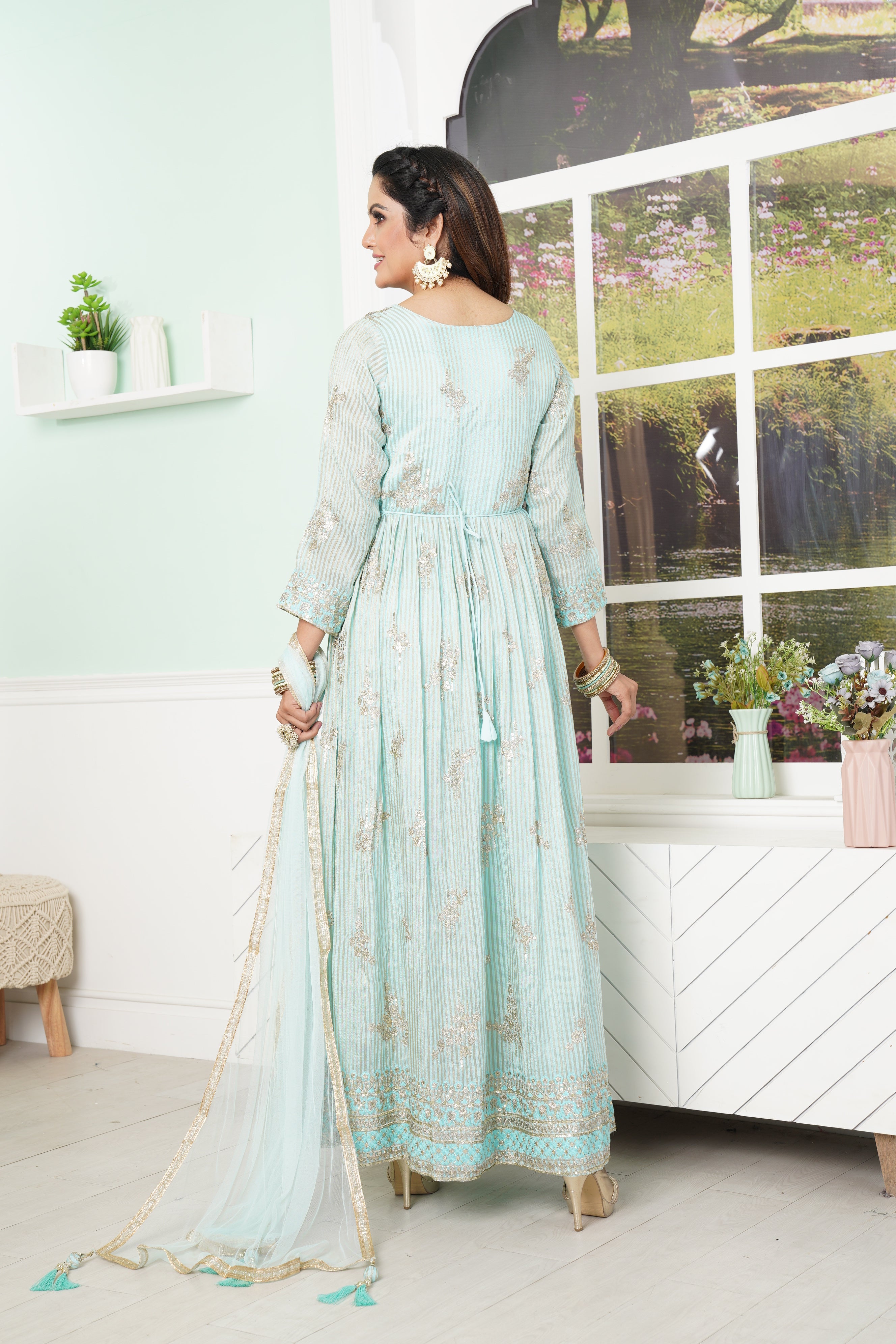 Charvi Kamiz & Pant - Roop Darshan