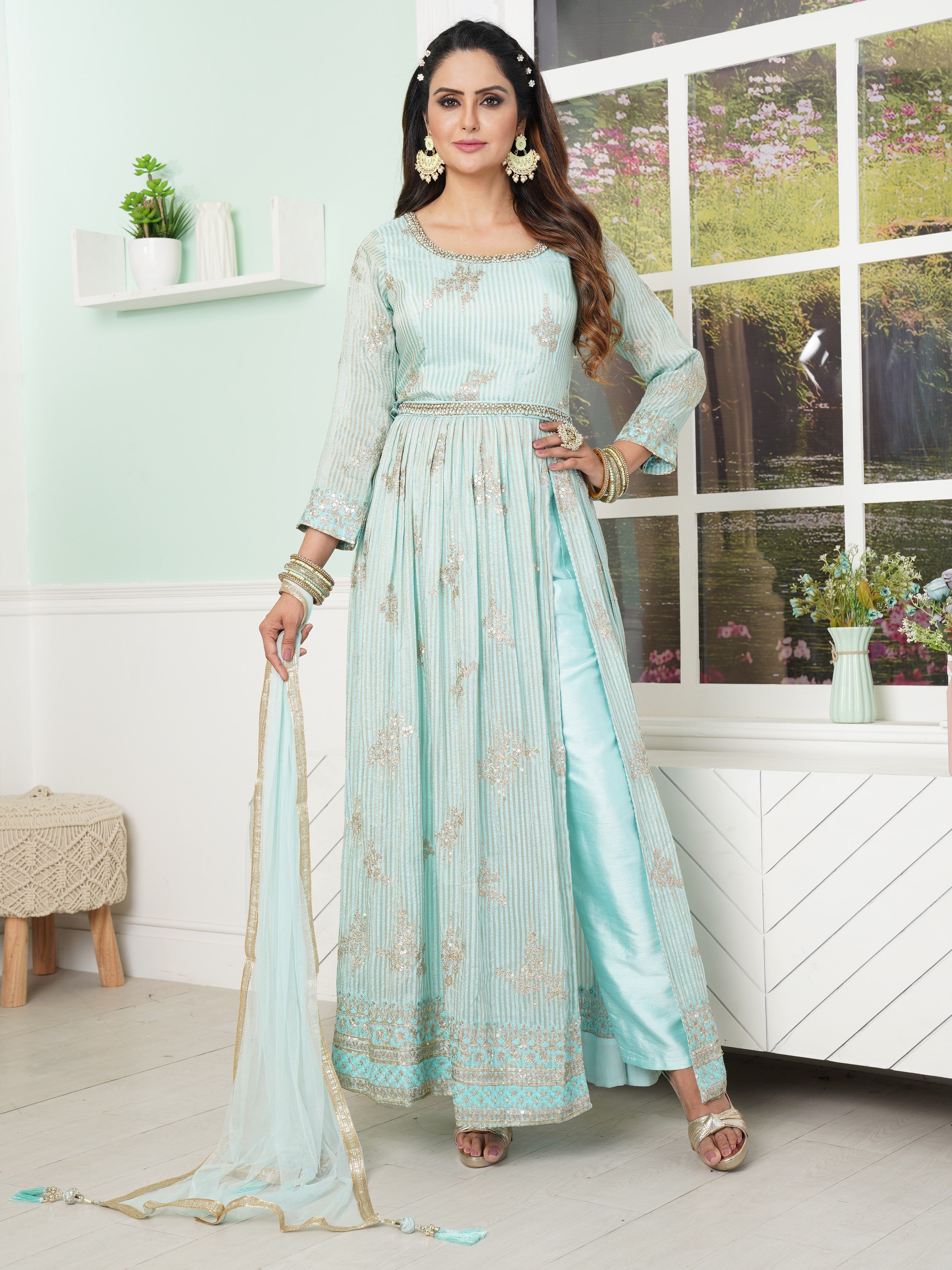 Charvi Kamiz & Pant - Roop Darshan