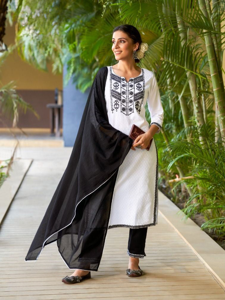 Kaira Kamiz & Pant - Roop Darshan