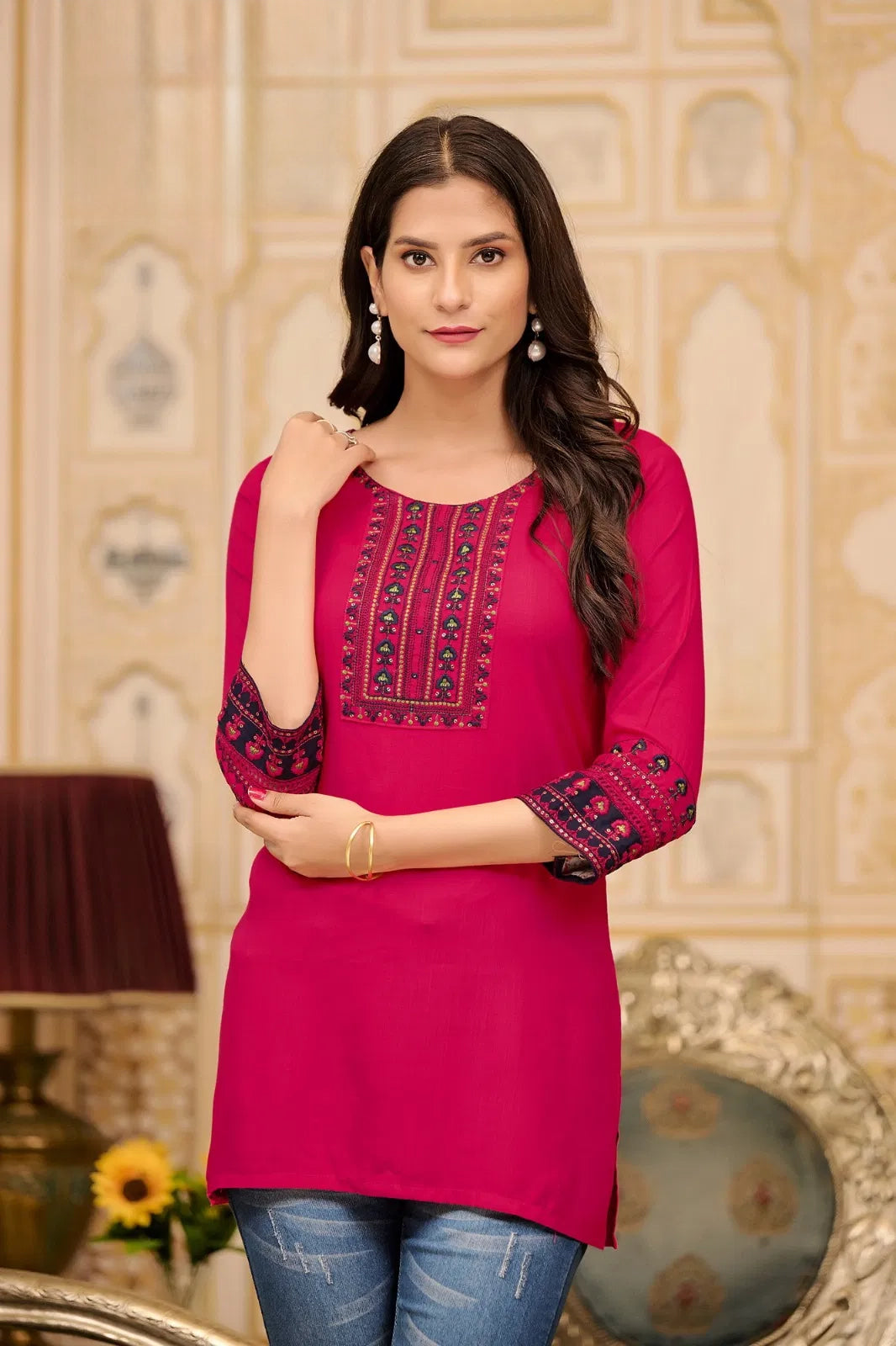 Neeti Short Kurti