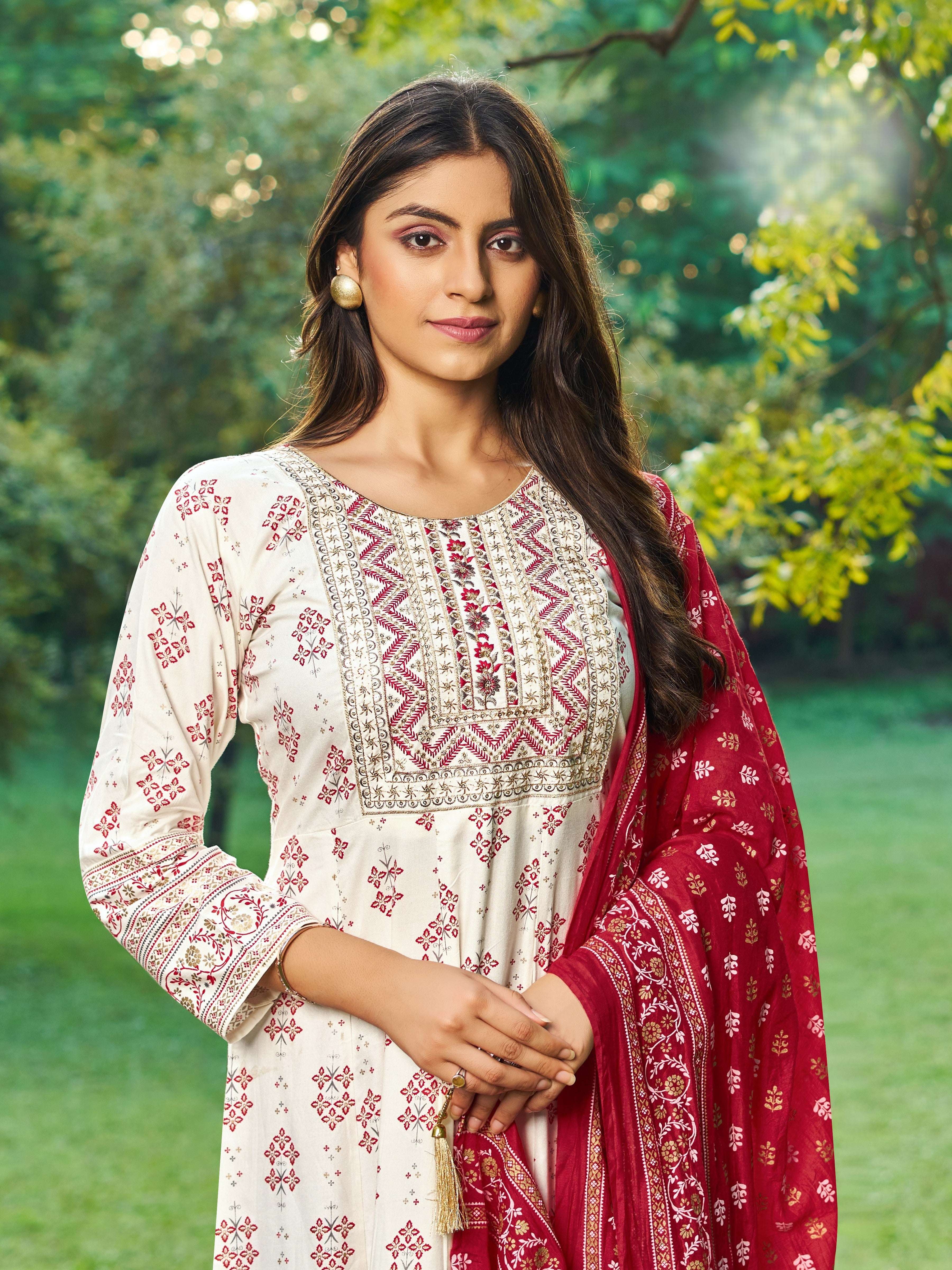 Aayna Kurti With Dupatta - Roop Darshan