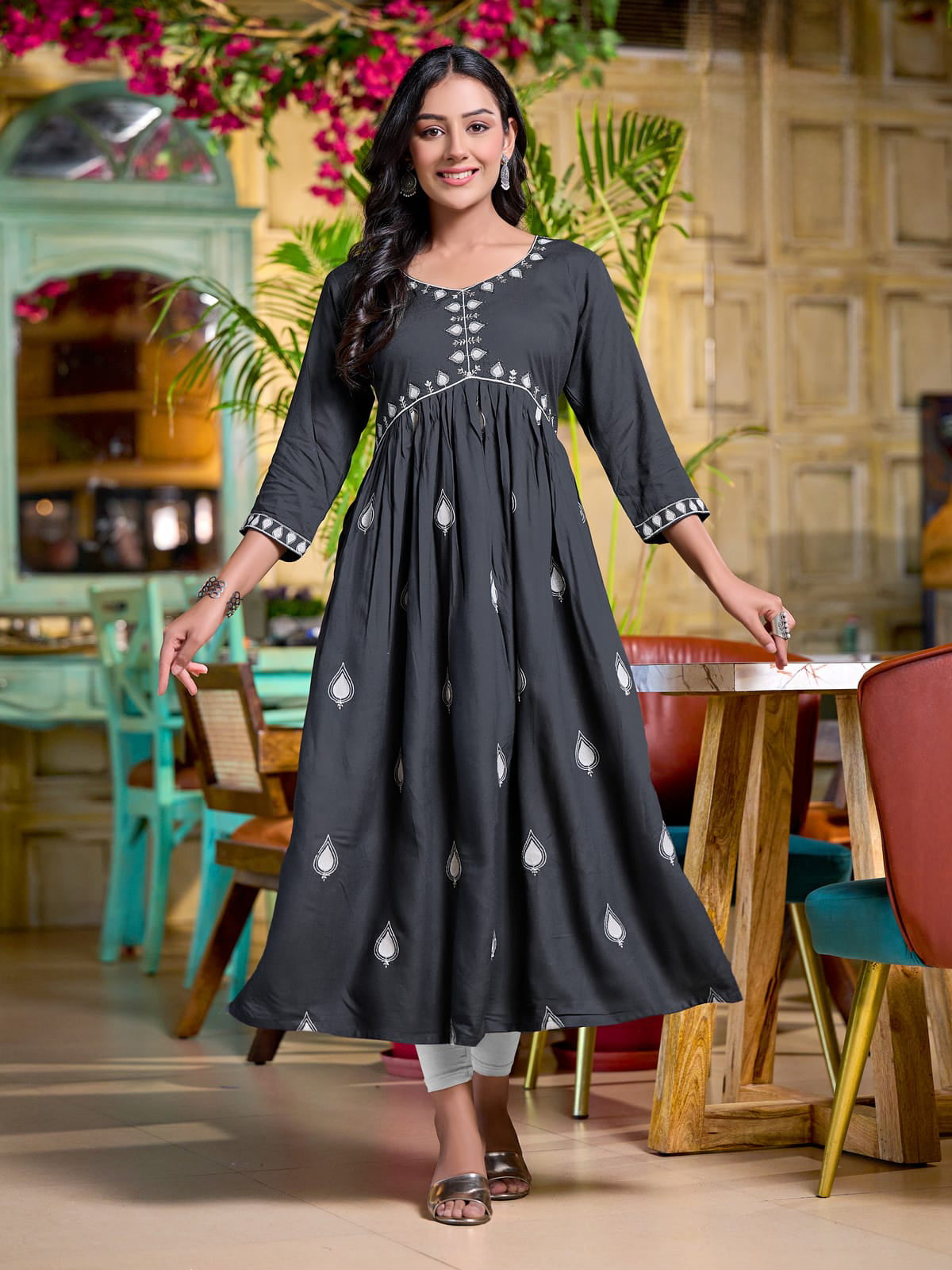 Aria Kurti - Roop Darshan