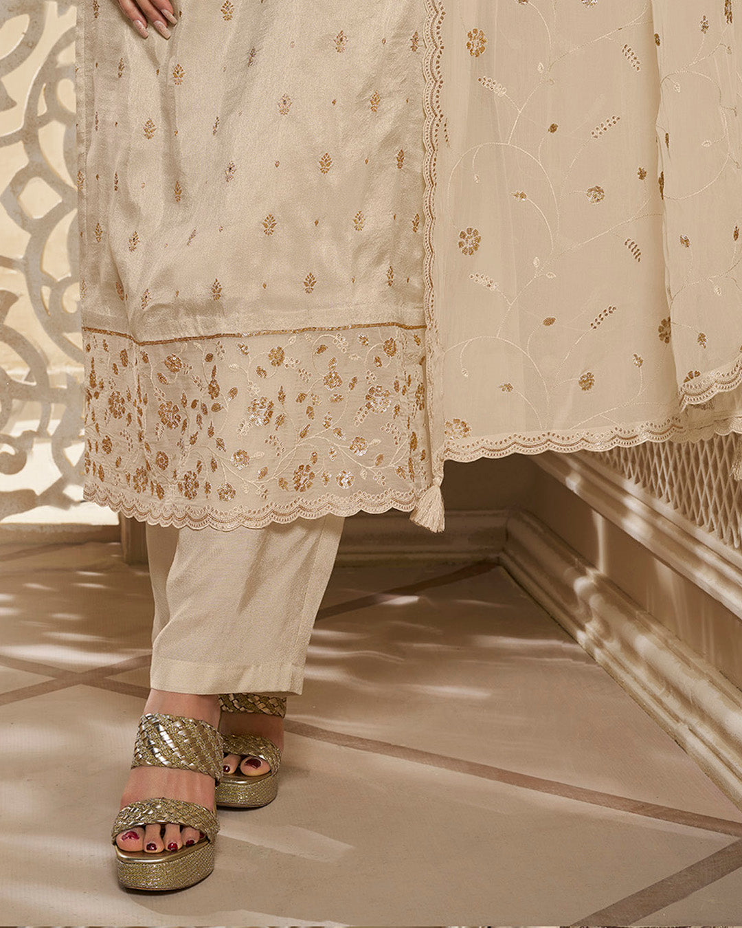 Kashish Kamiz & Pant