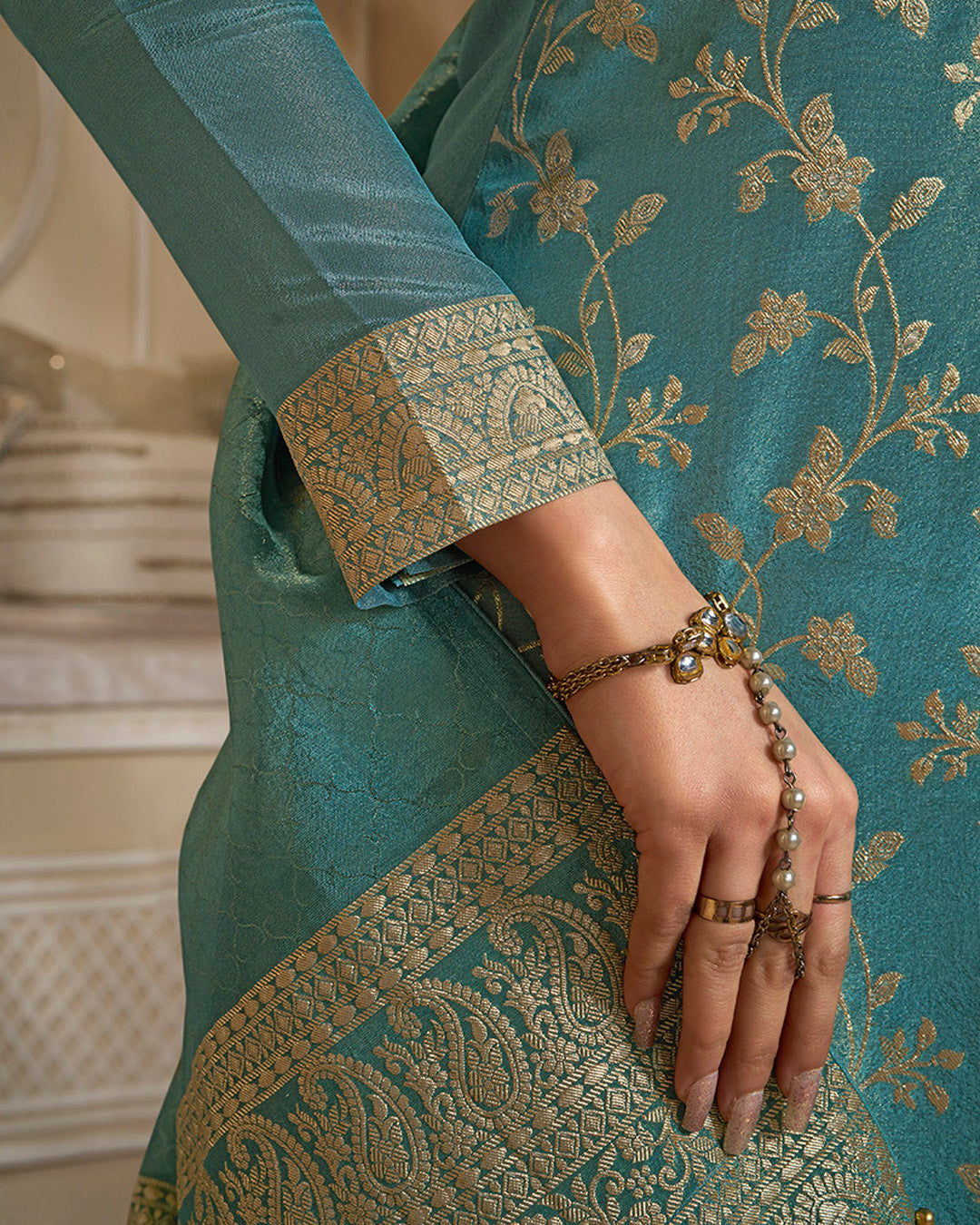 Mahira Kamiz & Pant - Roop Darshan