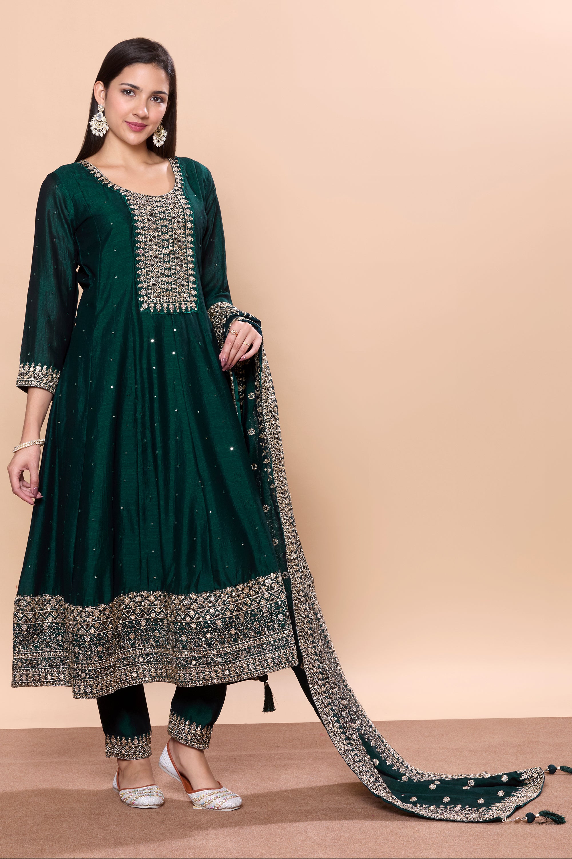 Mahira Flair Kamiz & Pant - Roop Darshan