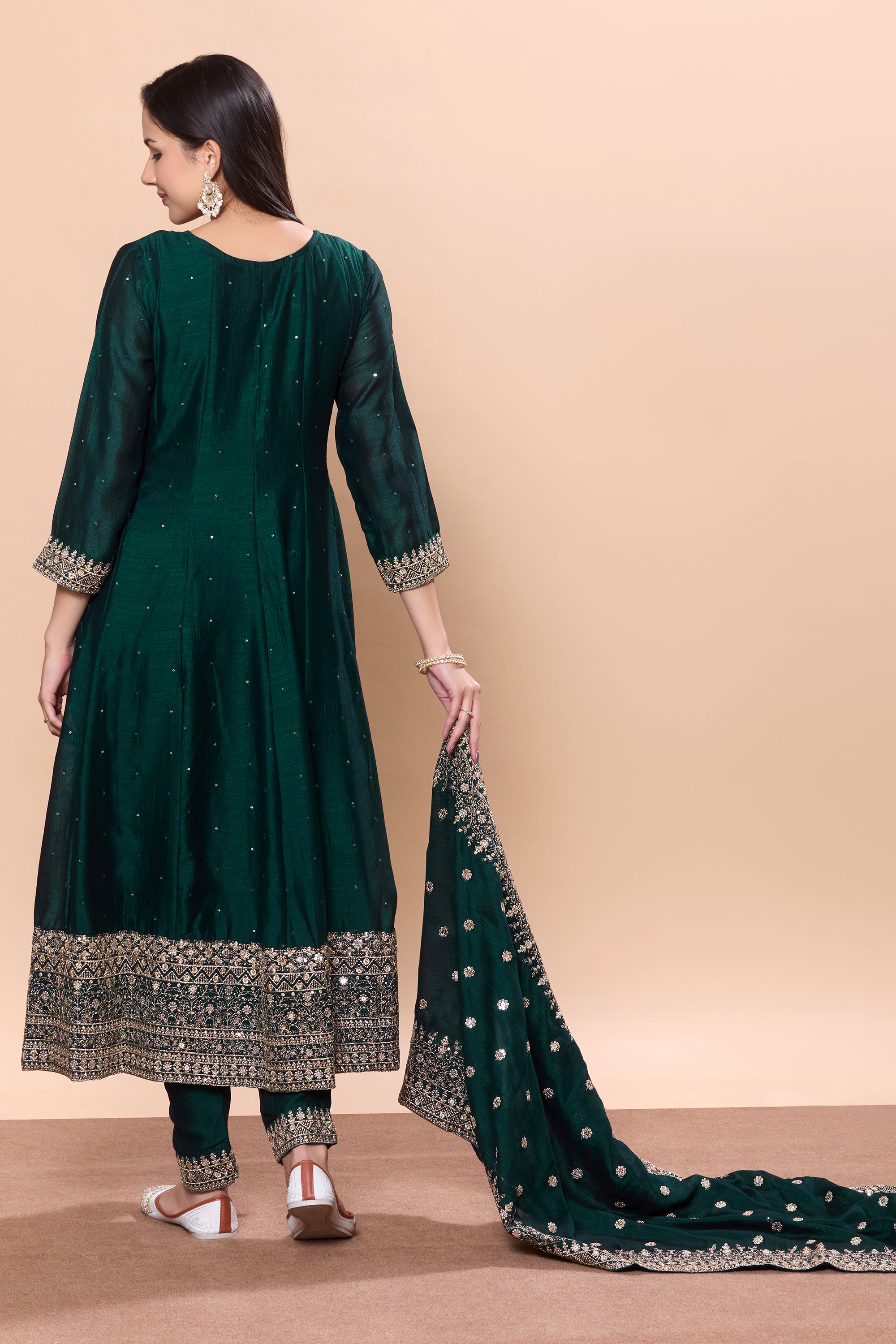 Mahira Flair Kamiz & Pant - Roop Darshan