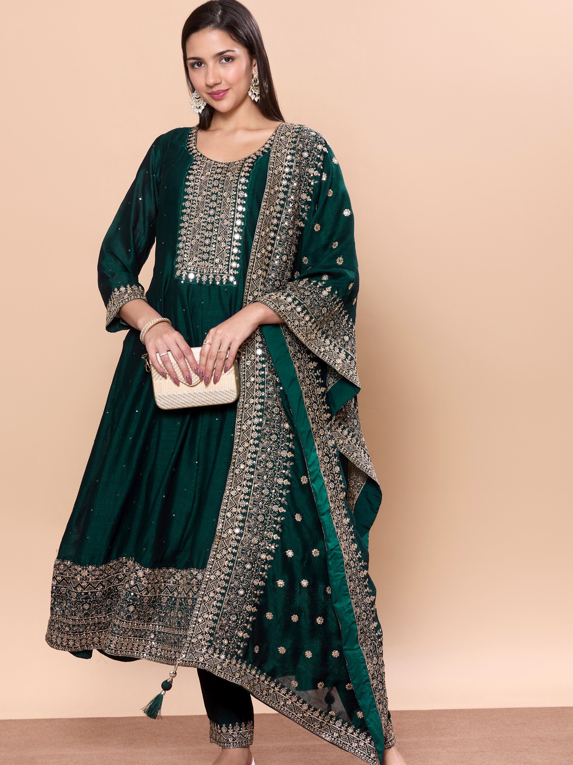 Mahira Flair Kamiz & Pant - Roop Darshan