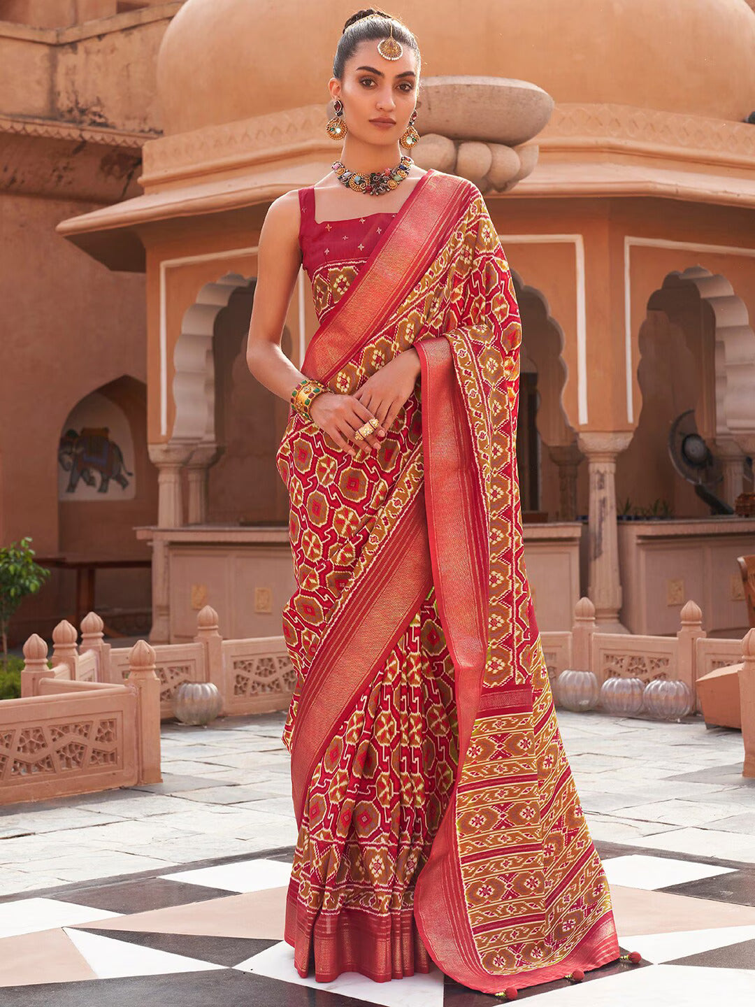 Vrinda Pochampally Saree - Roop Darshan
