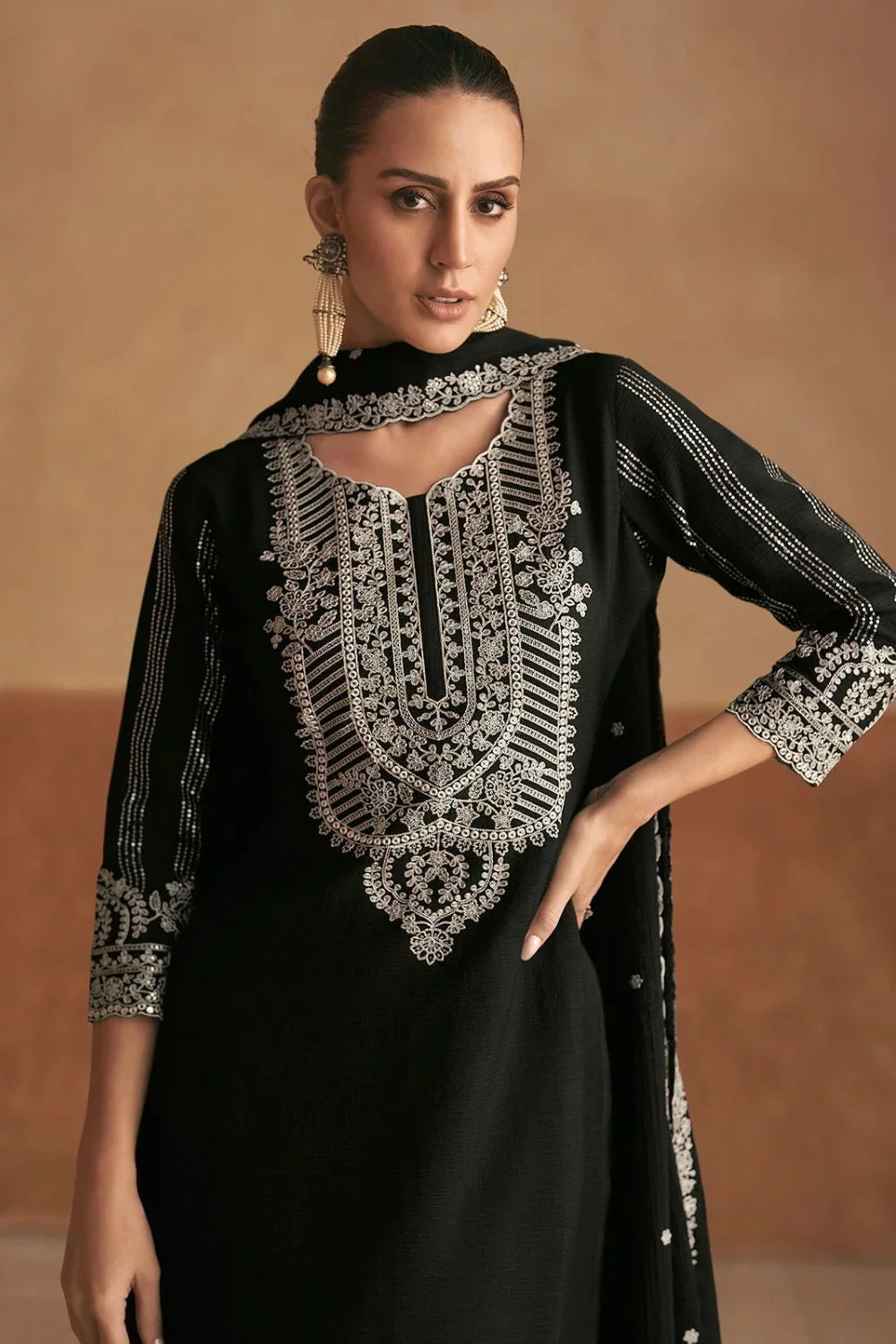 Aarya Palazzo Suit