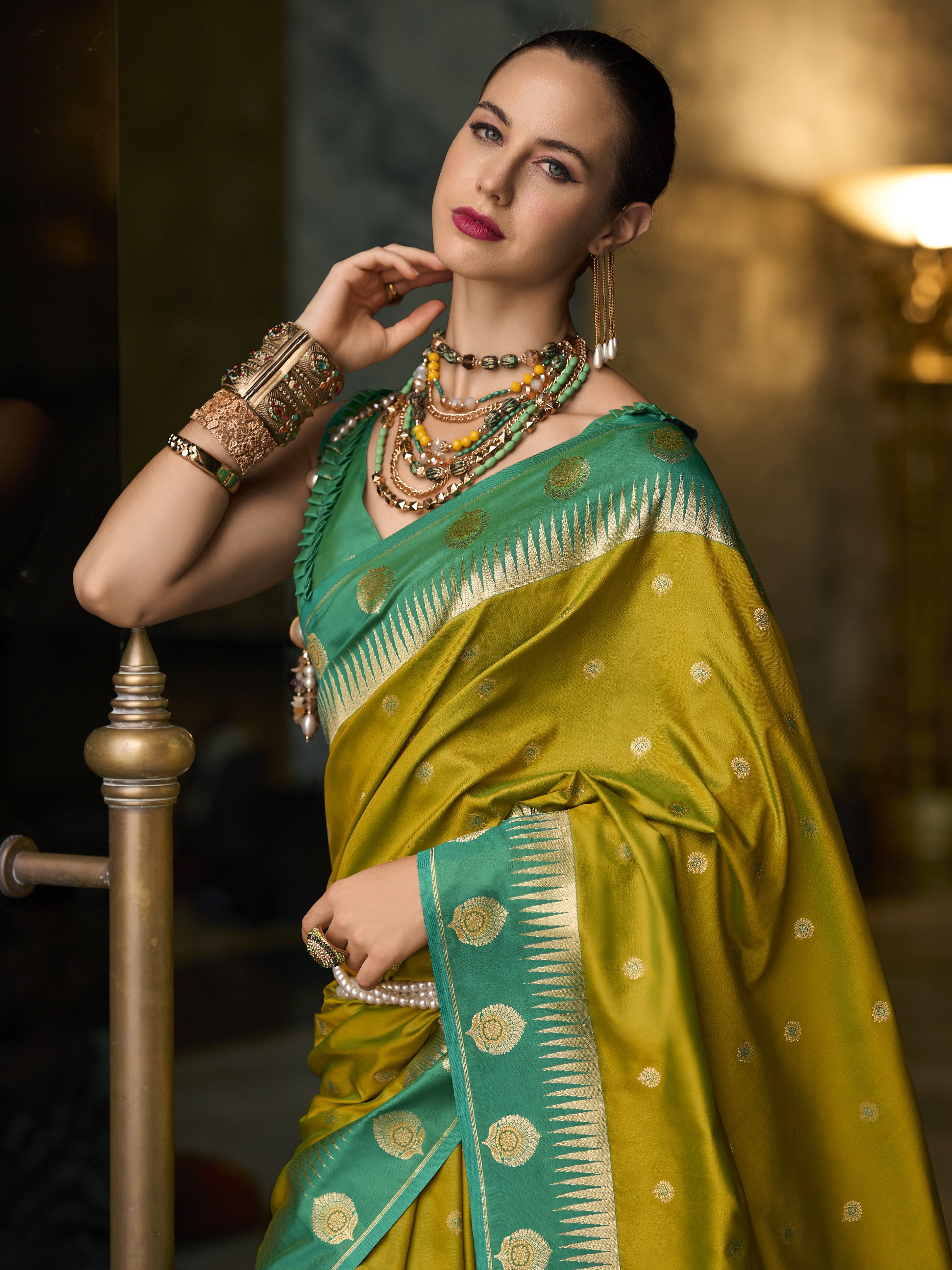 Aashika Saree - Roop Darshan
