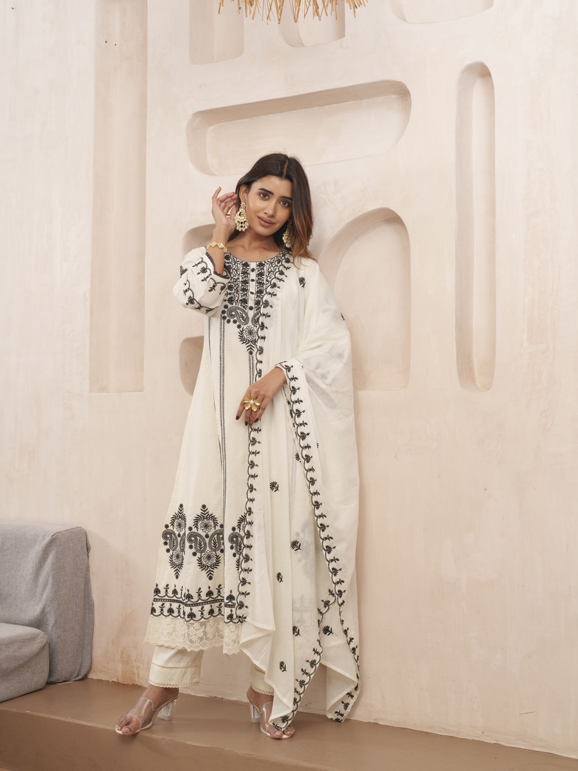 Inaya Flair Suit - Roop Darshan