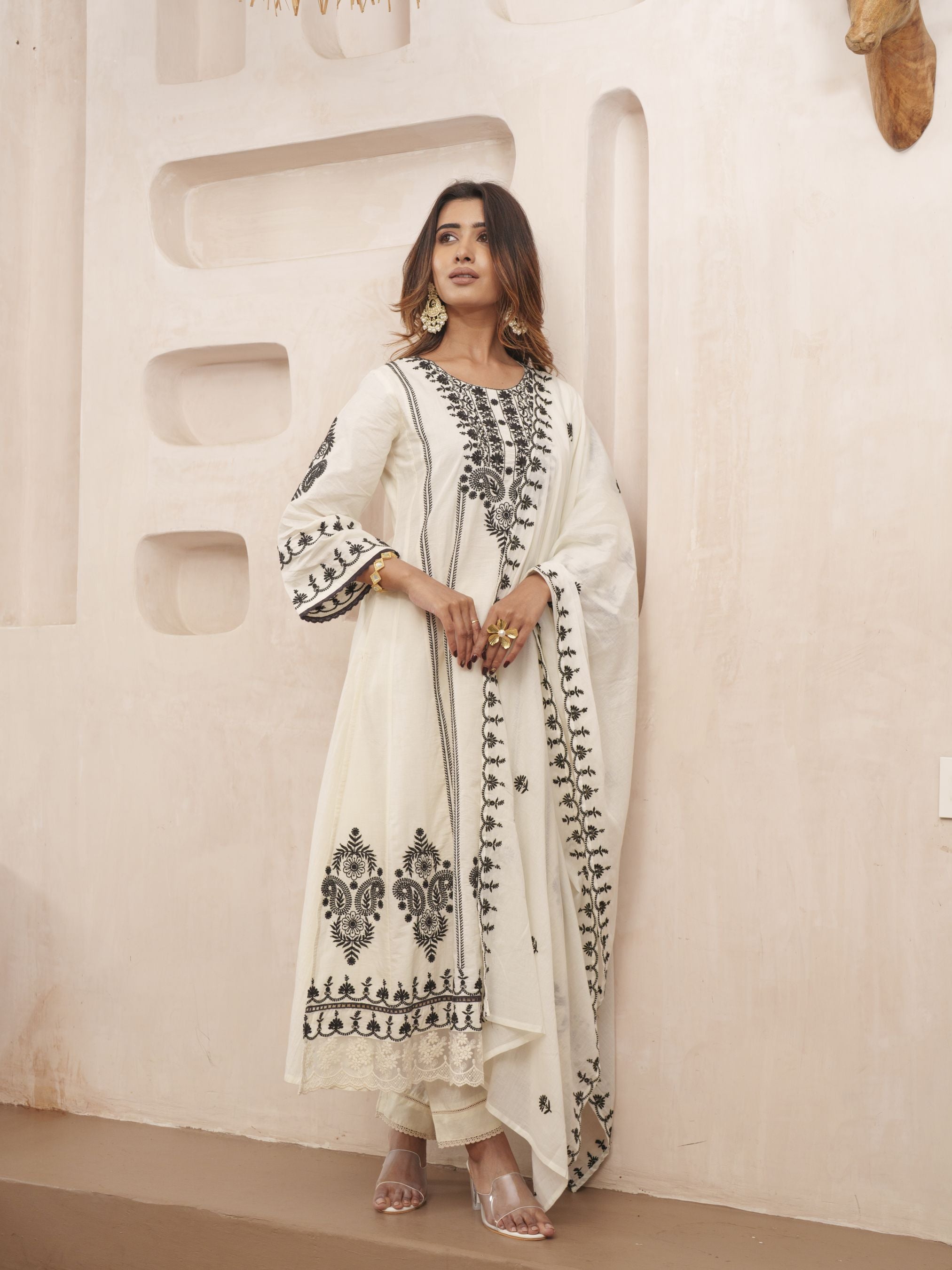 Inaya Flair Suit - Roop Darshan