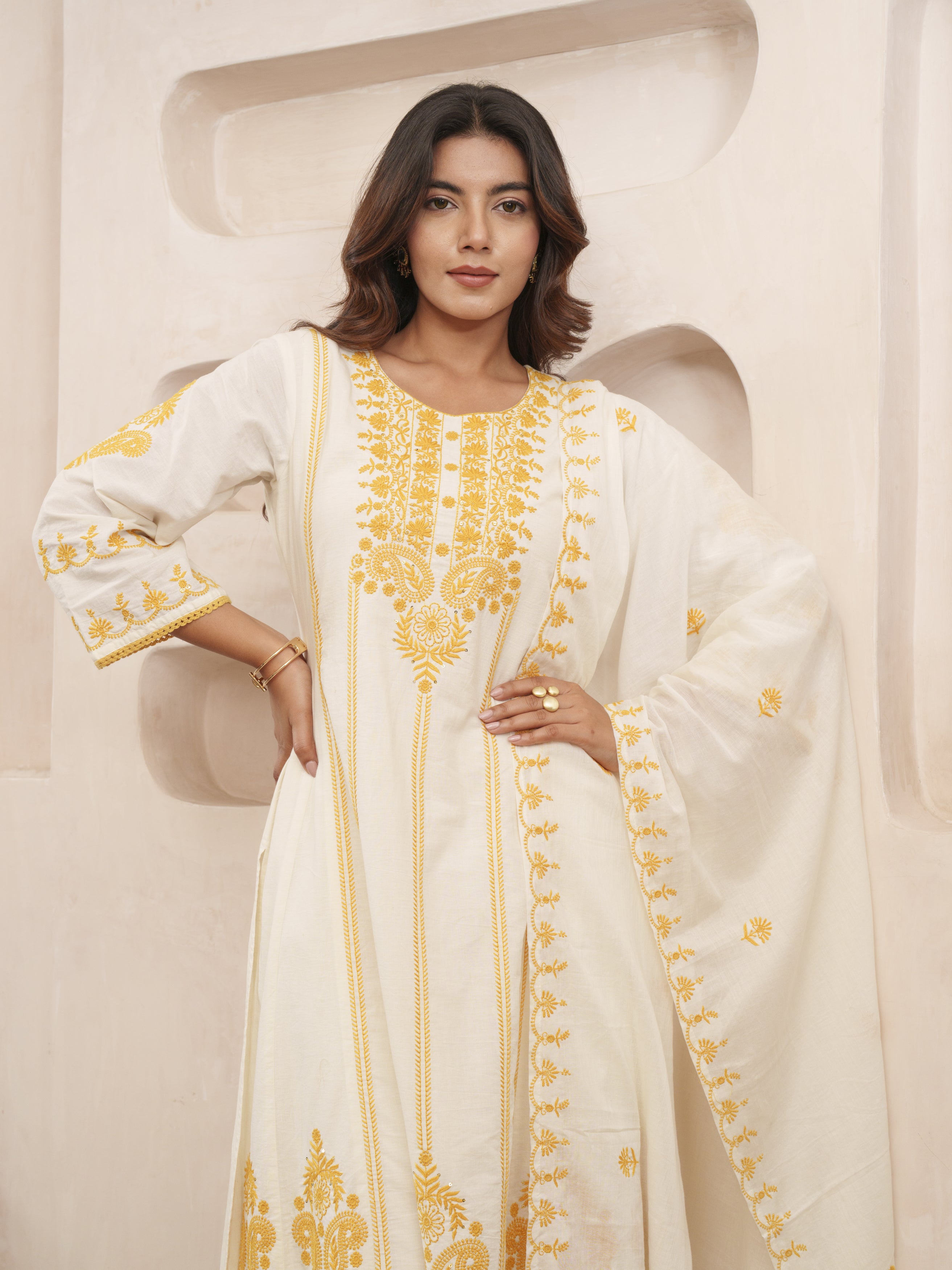 Inaya Flair Suit - Roop Darshan