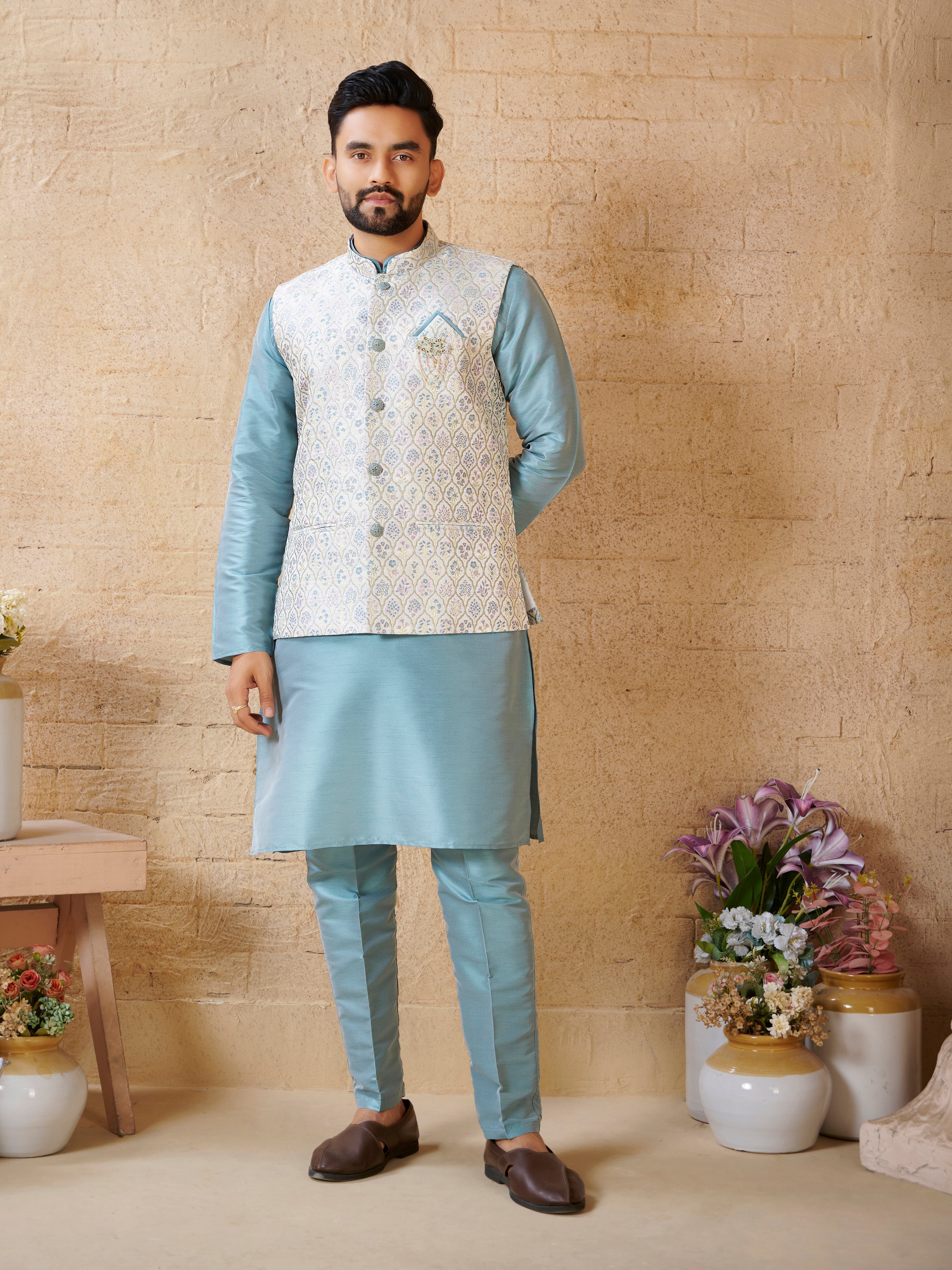 Mens Kurta Set With Jacket - Roop Darshan