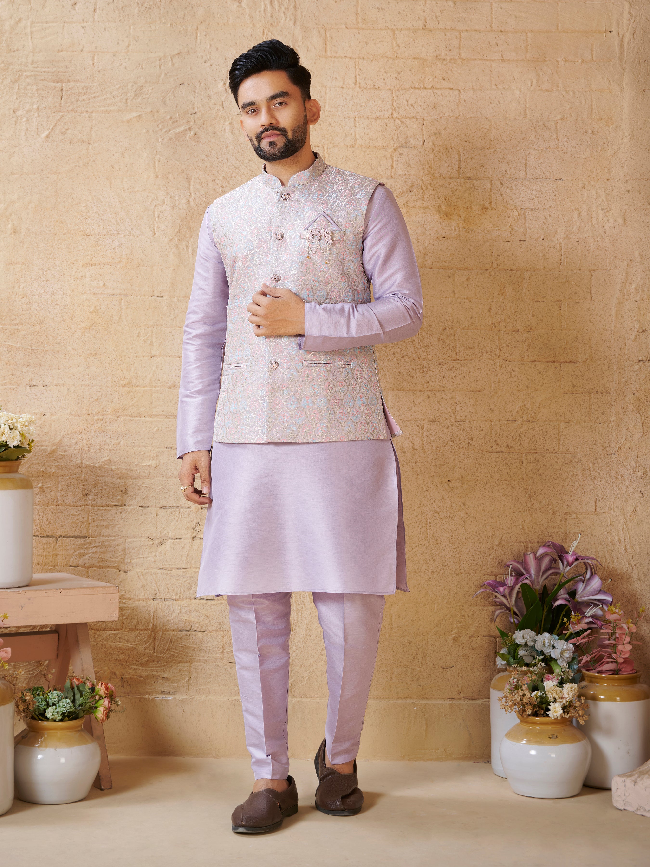 Mens Kurta Set With Jacket - Roop Darshan
