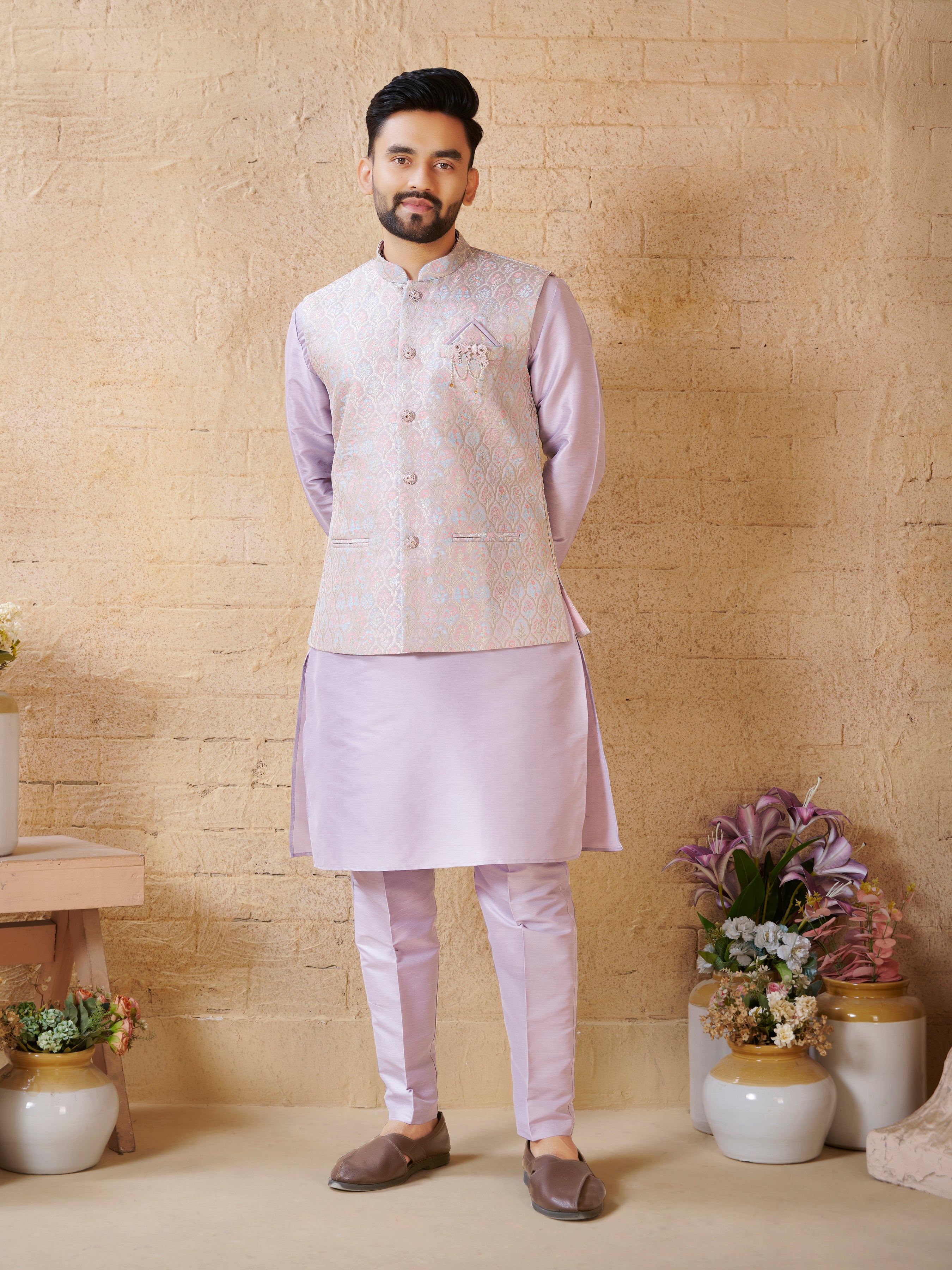 Mens Kurta Set With Jacket - Roop Darshan