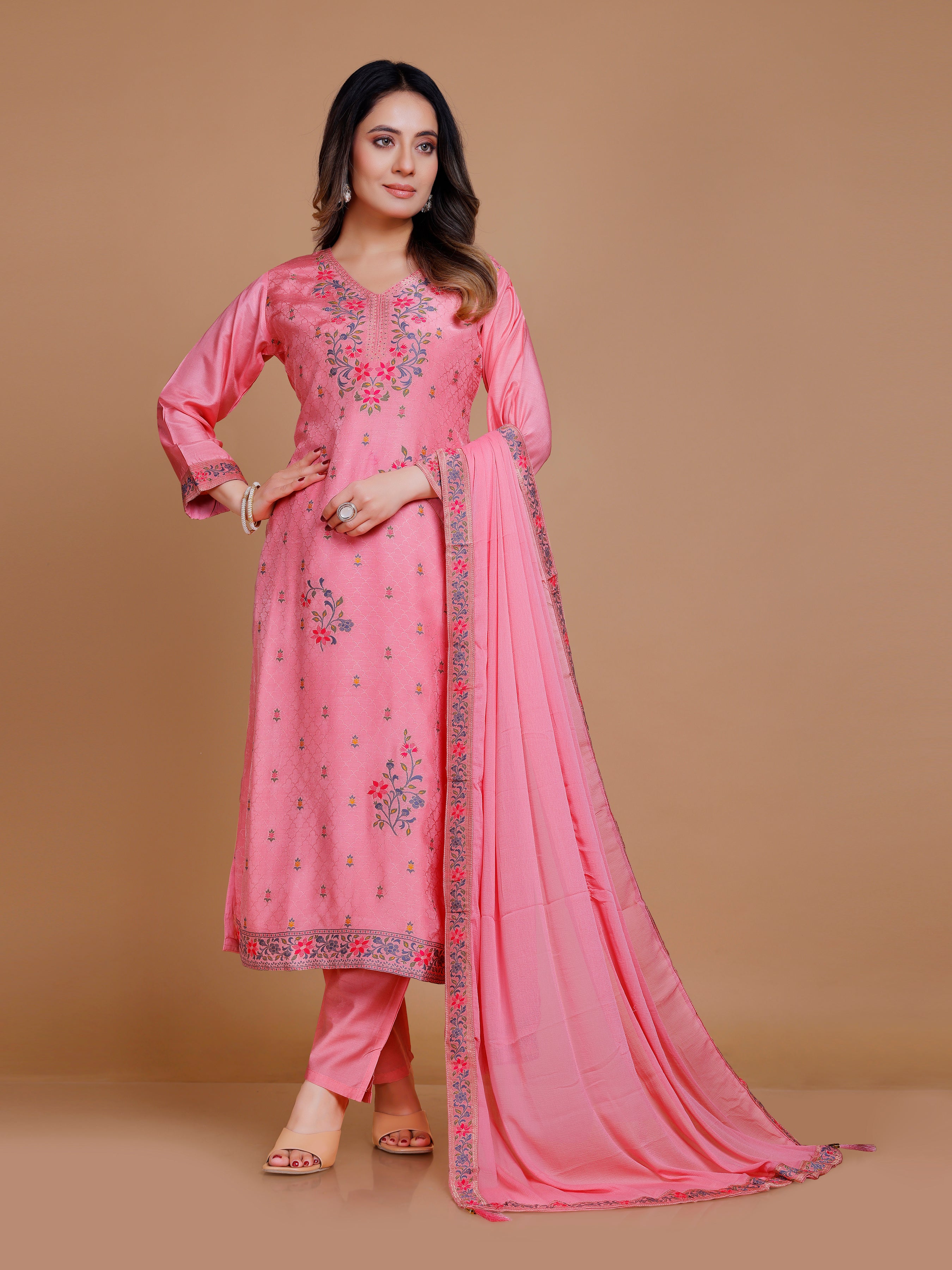 Kanika Kamiz & Pant