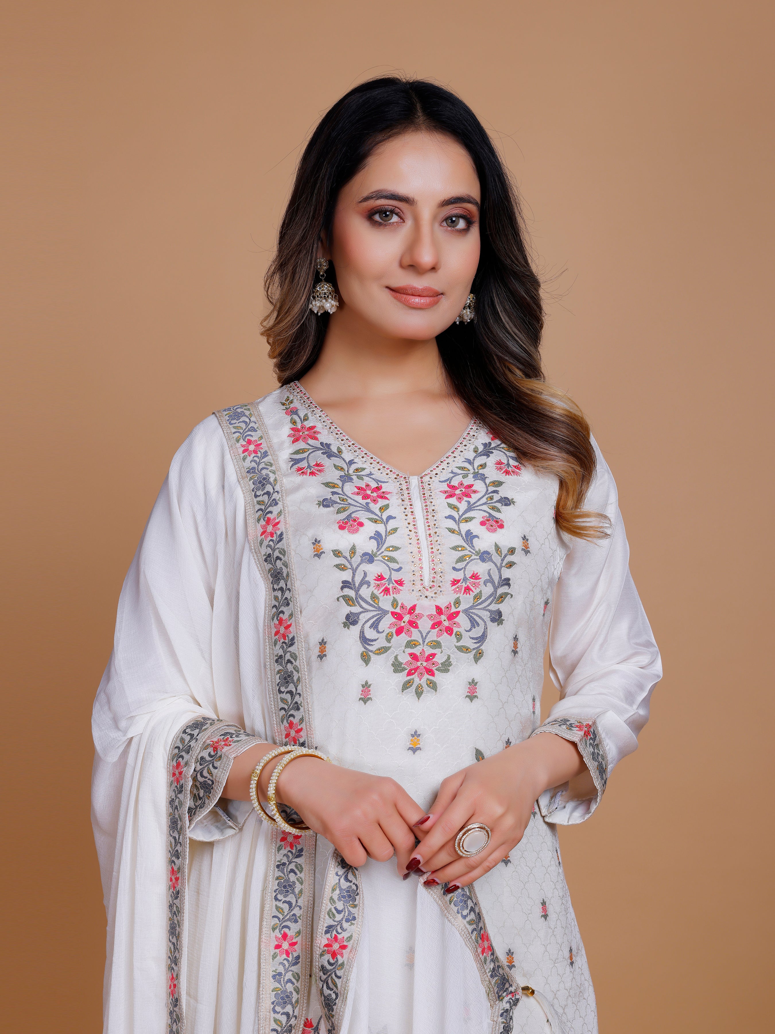 Kanika Kamiz & Pant