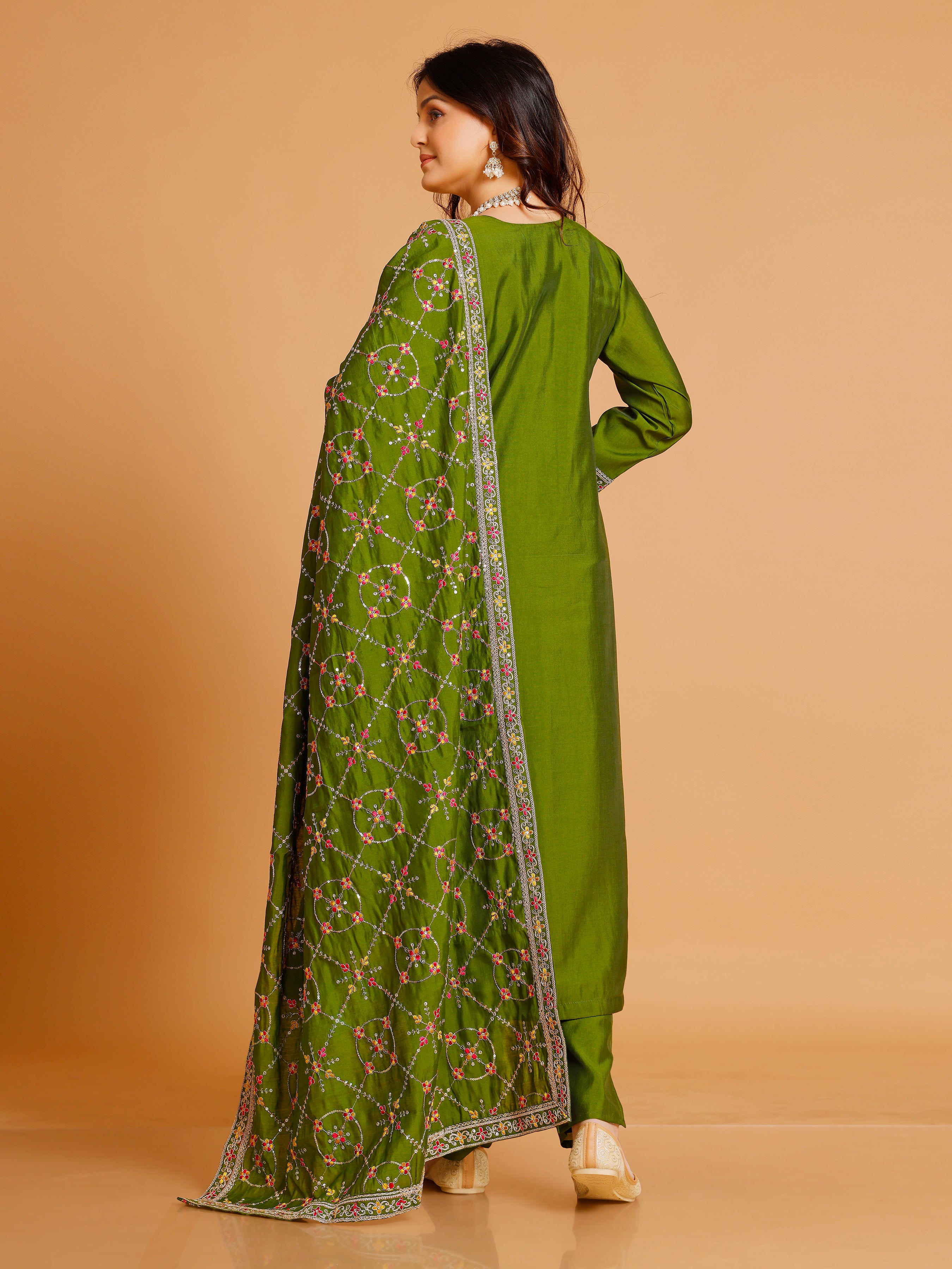 Raha Kamiz & Pant - Roop Darshan