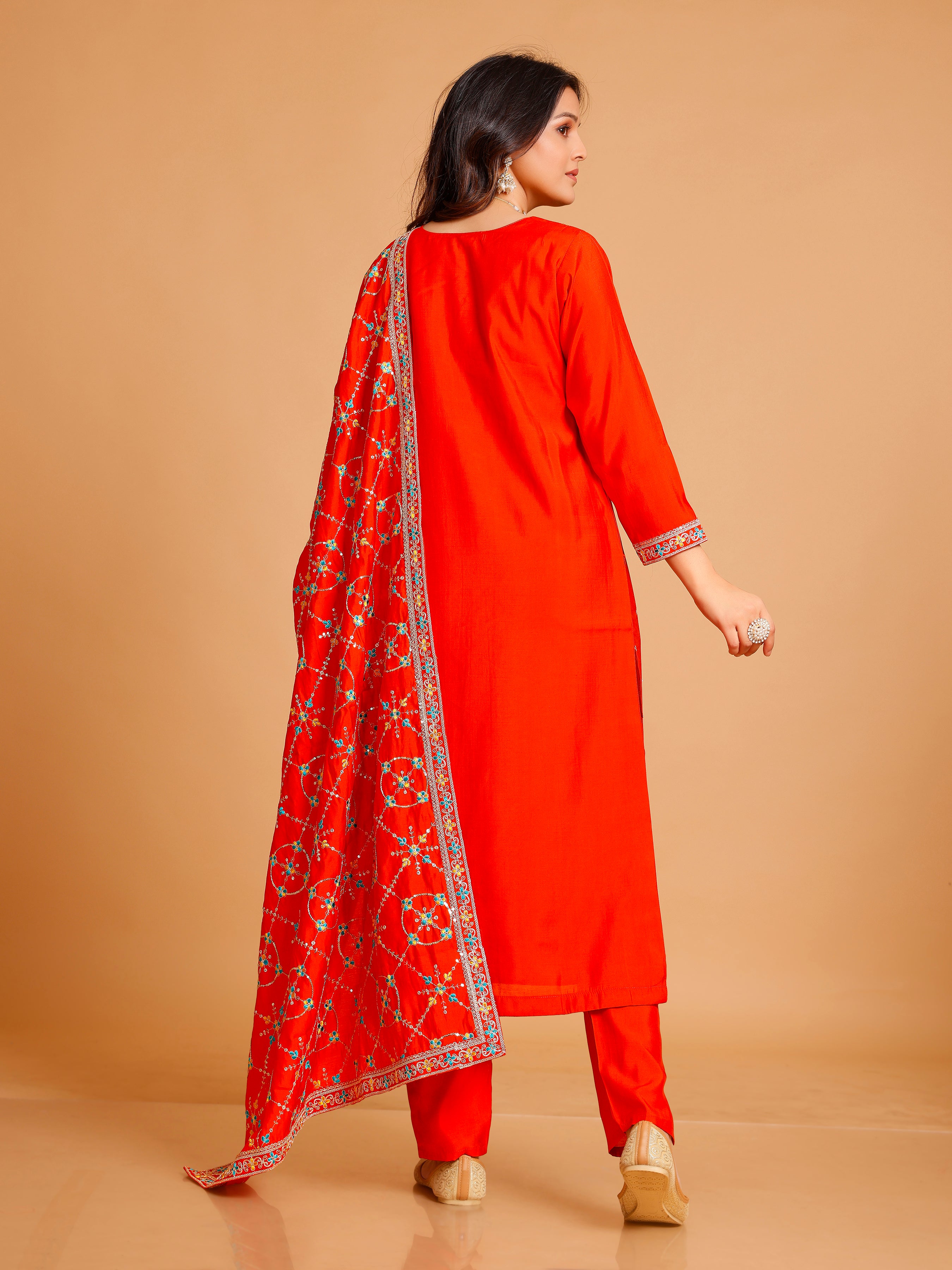 Raha Kamiz & Pant - Roop Darshan
