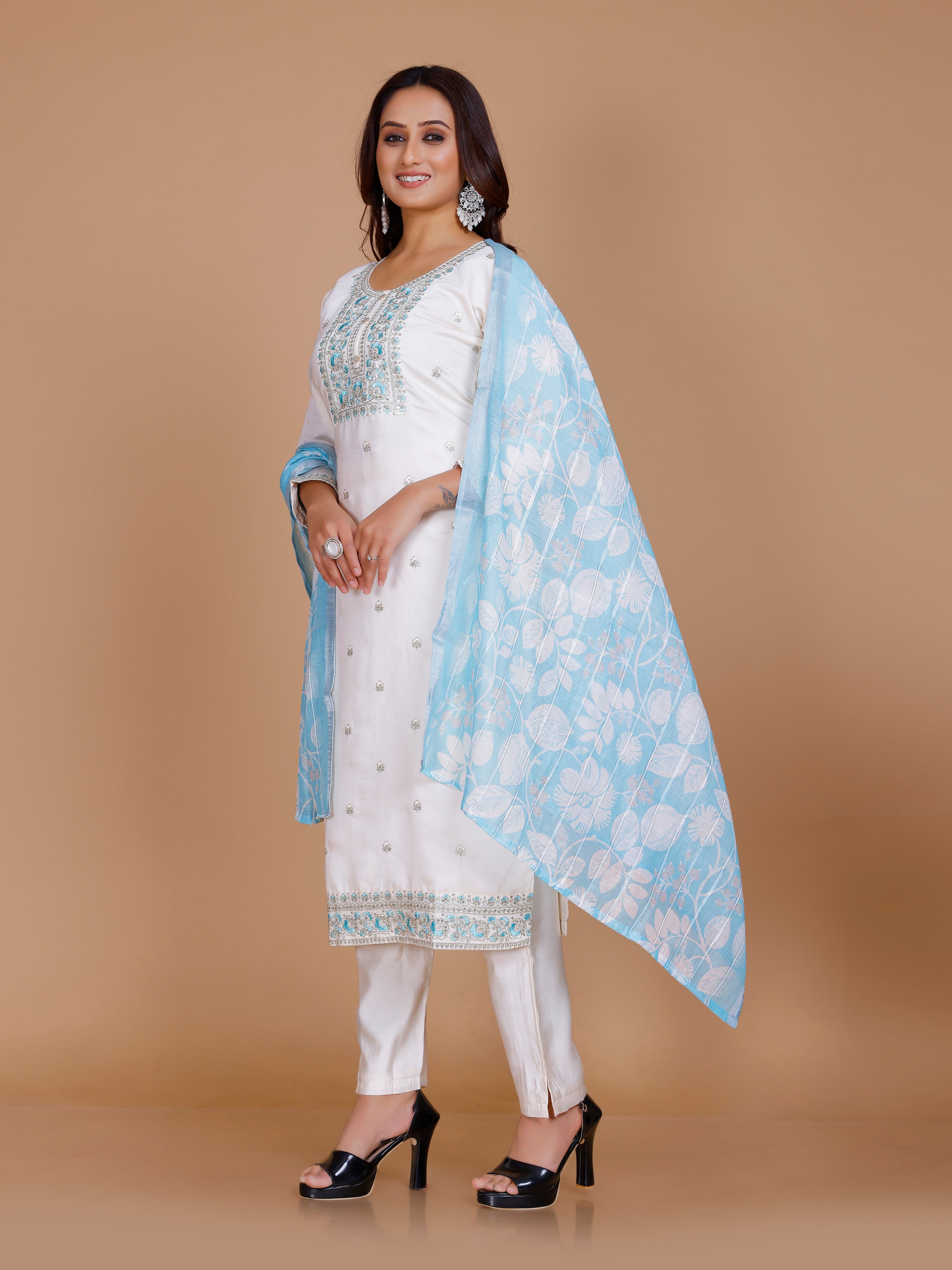 Khushi Kamiz & Pant - Roop Darshan