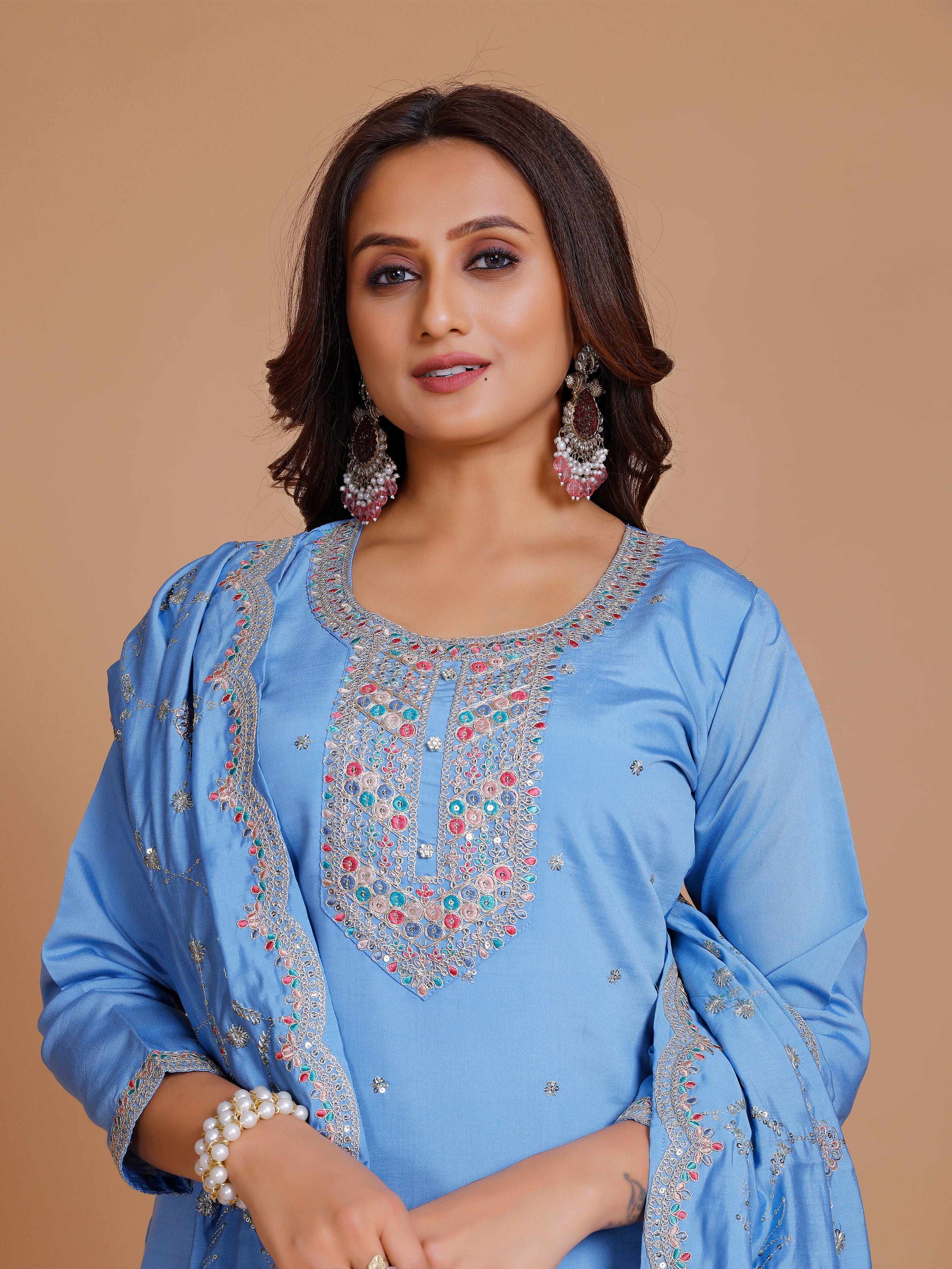 Rohini Kamiz & Pant - Roop Darshan