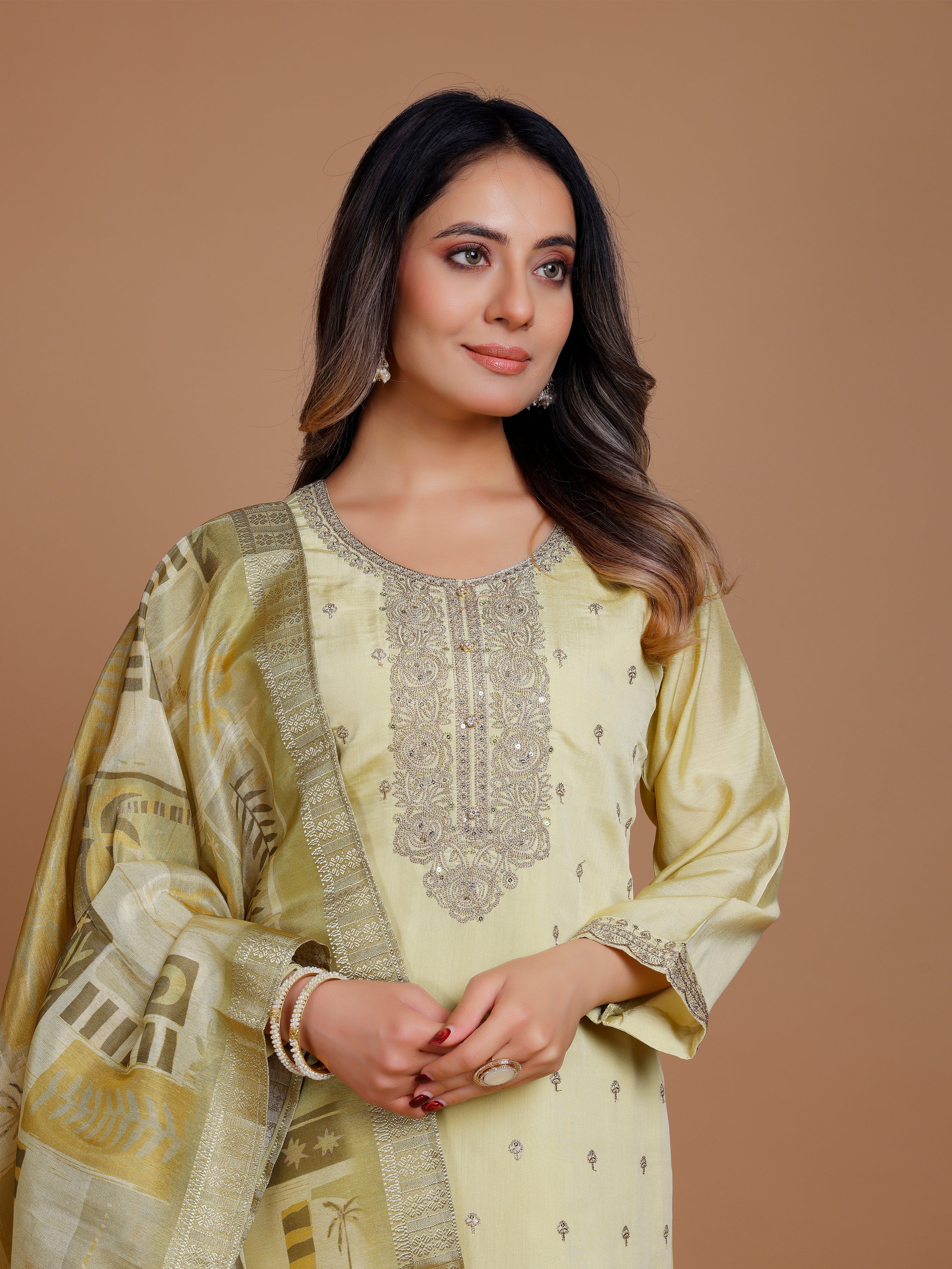 Sana Kamiz & Pant - Roop Darshan