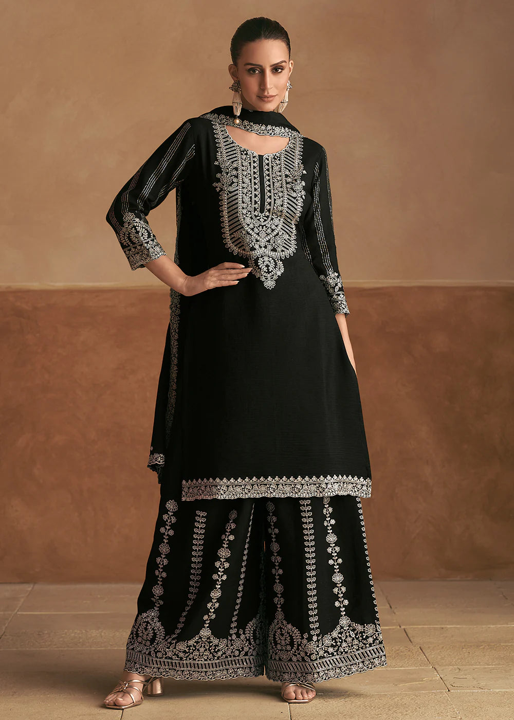 Aarya Palazzo Suit