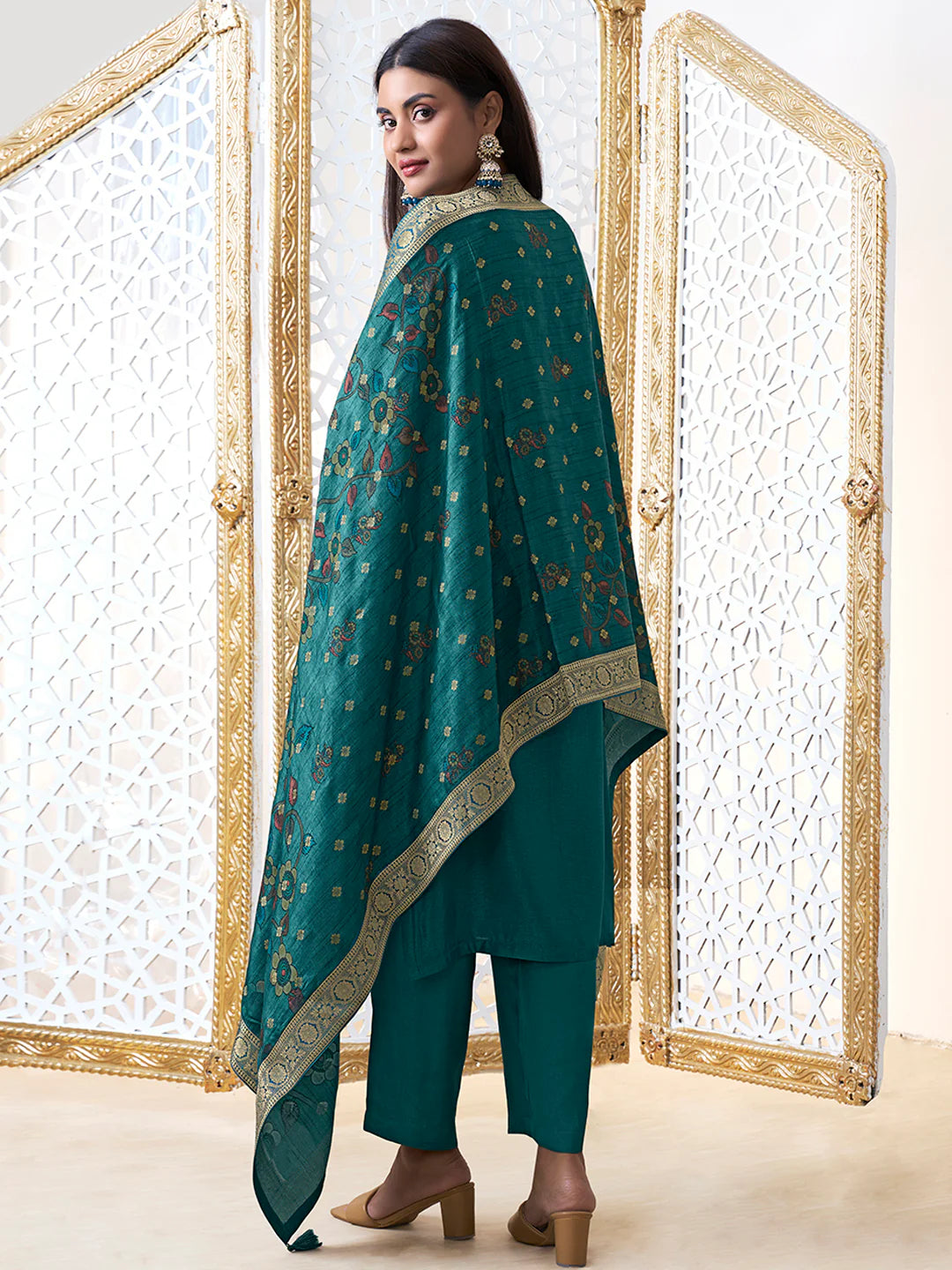 Jemika Kamiz & Pant - Roop Darshan