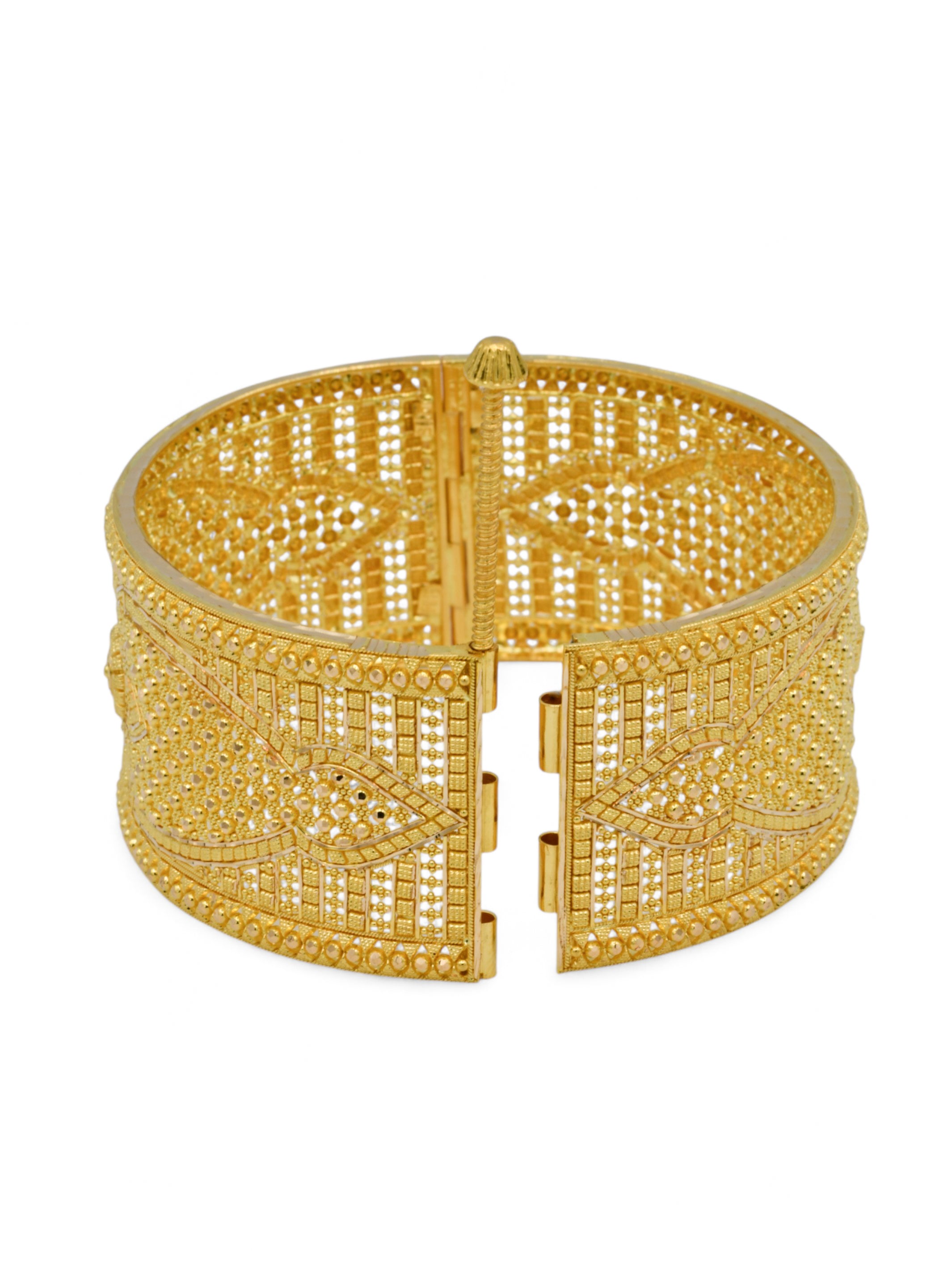 22ct Gold Filigree Screw Broad Patta Bangle - Roop Darshan