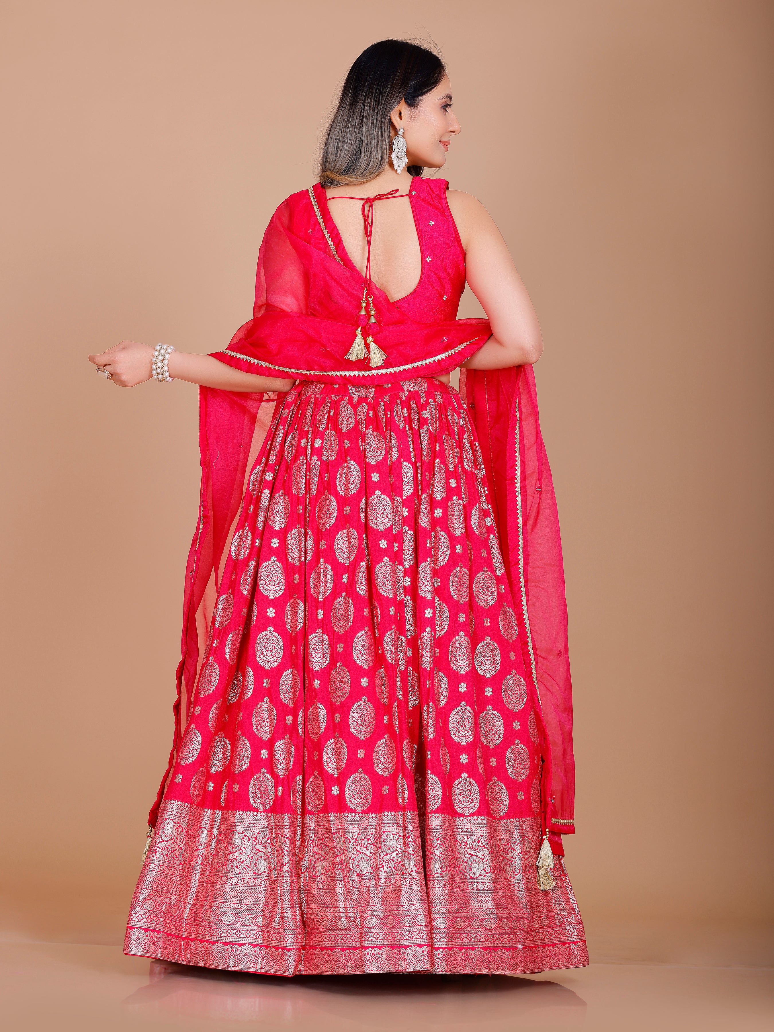 Nisha Lehenga Choli