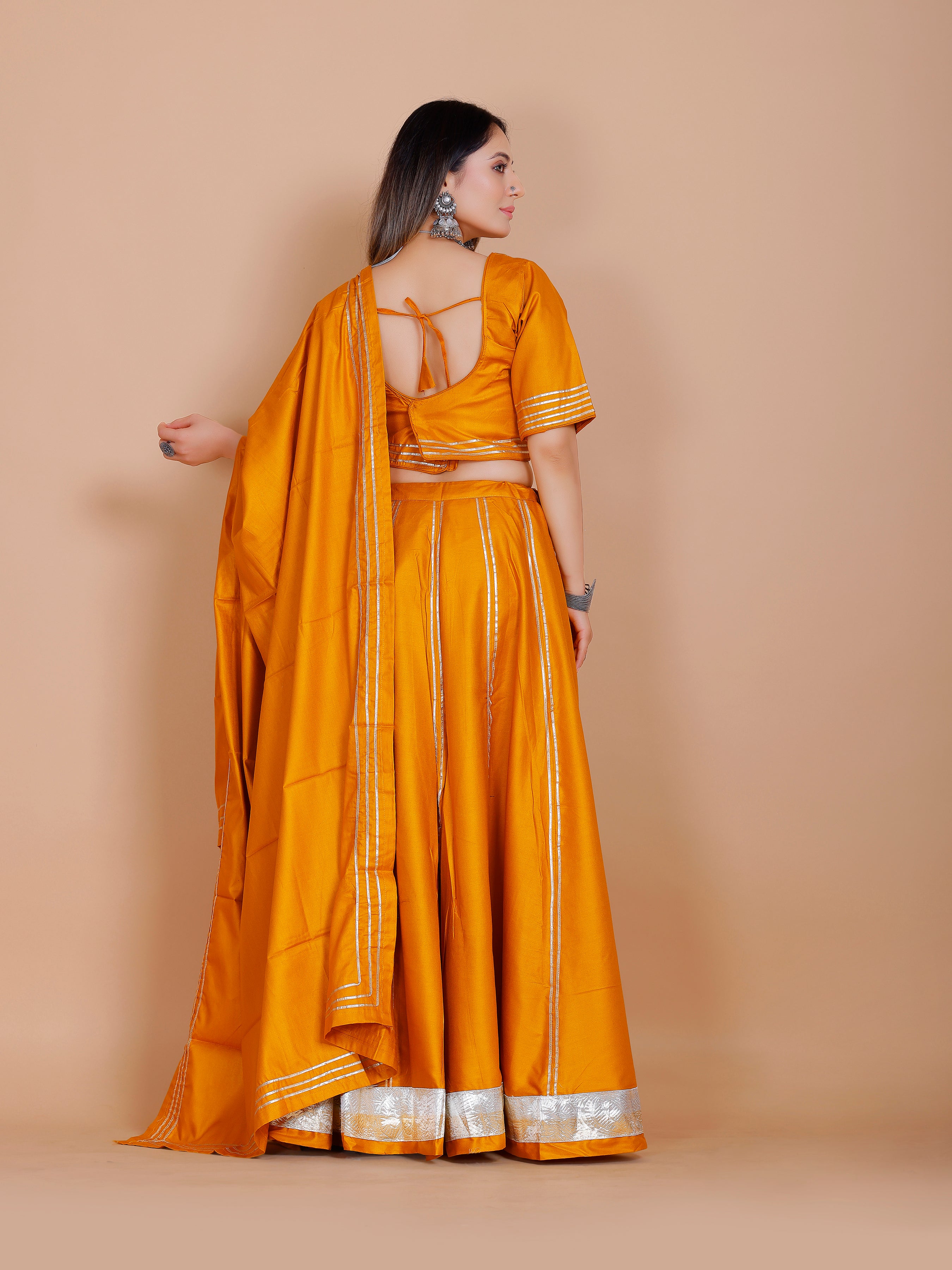 Meera Lahenga Choli - Roop Darshan
