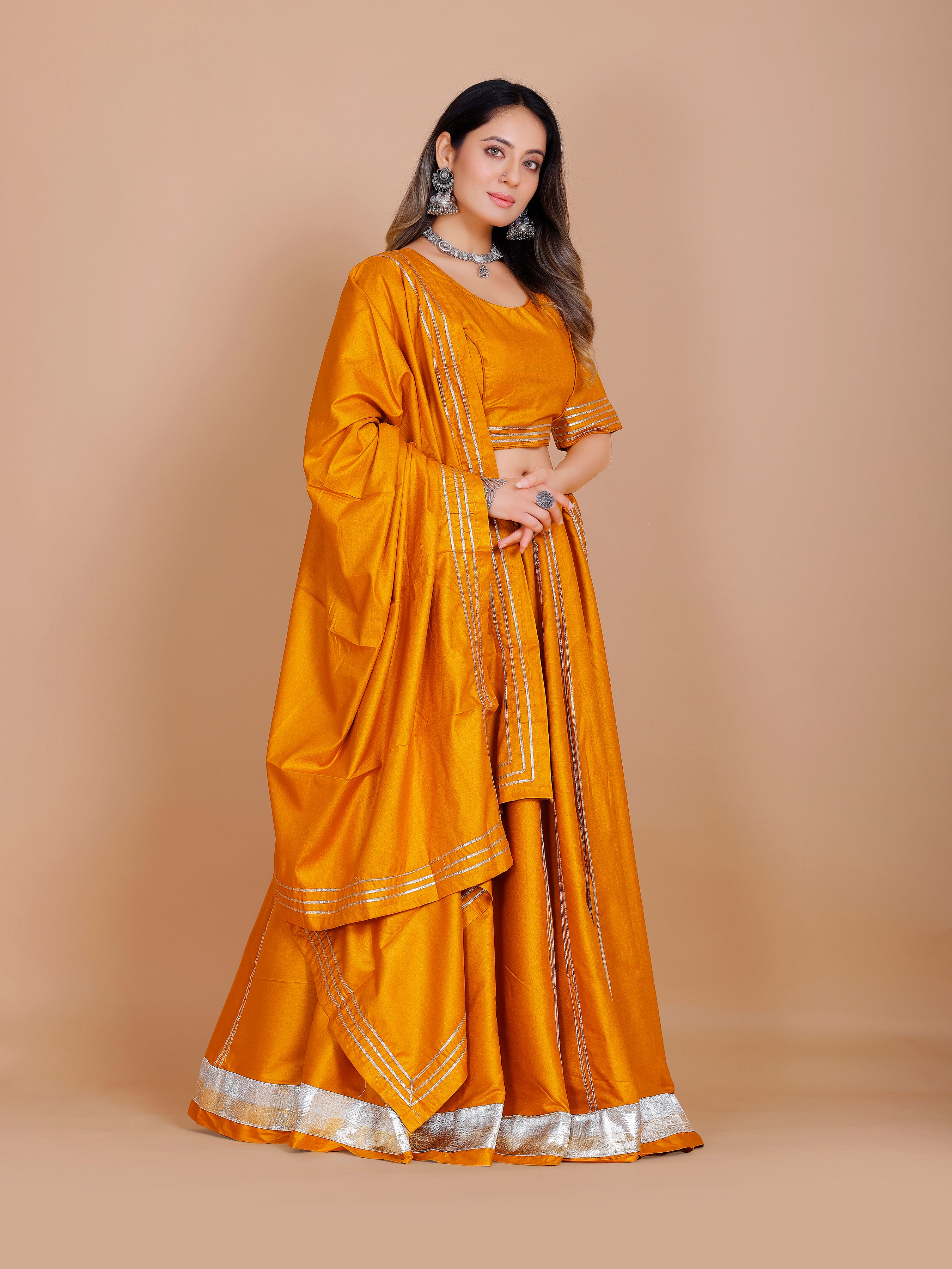 Meera Lahenga Choli - Roop Darshan