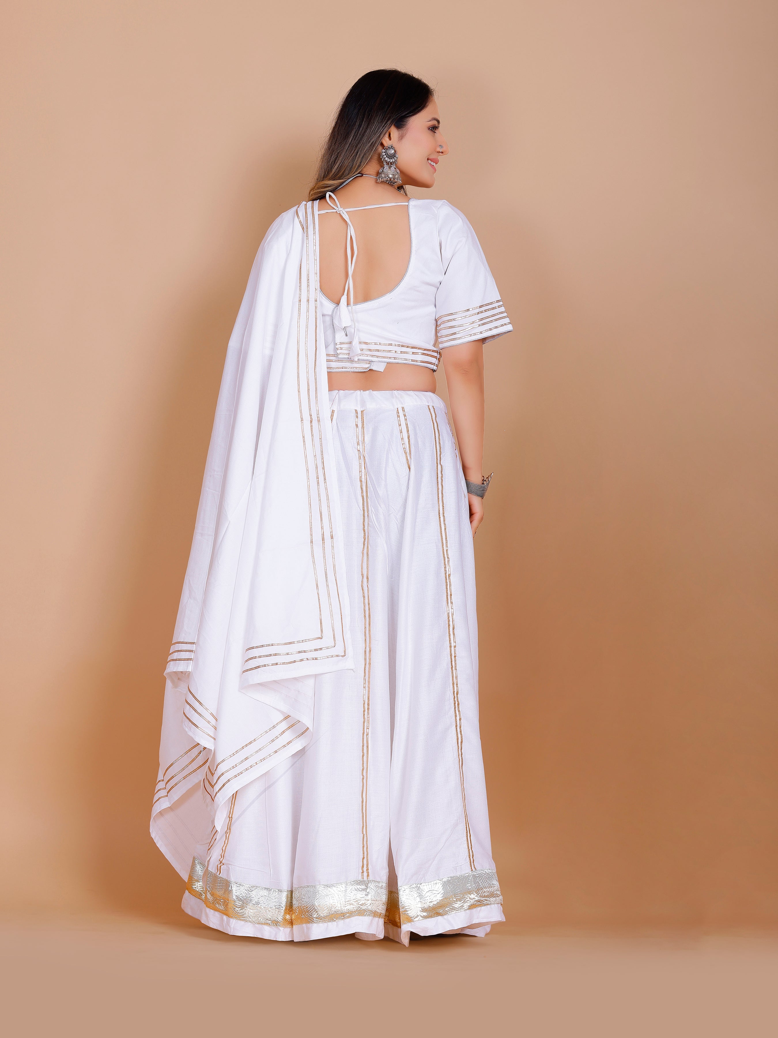 Meera Lahenga Choli - Roop Darshan