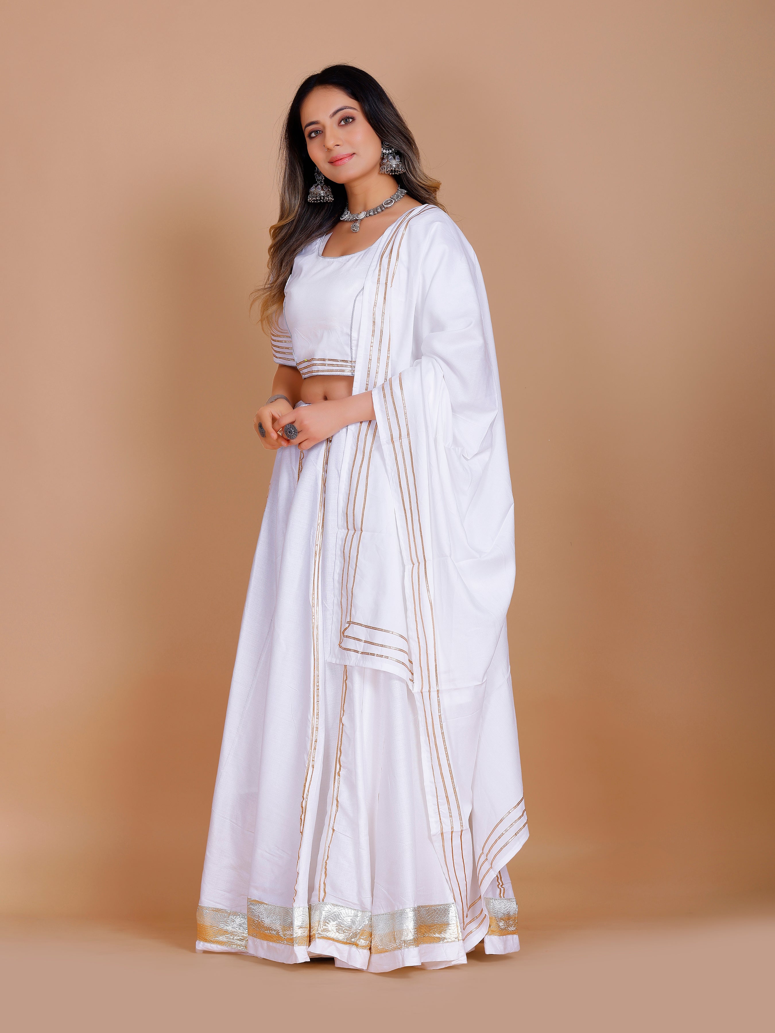 Meera Lahenga Choli - Roop Darshan