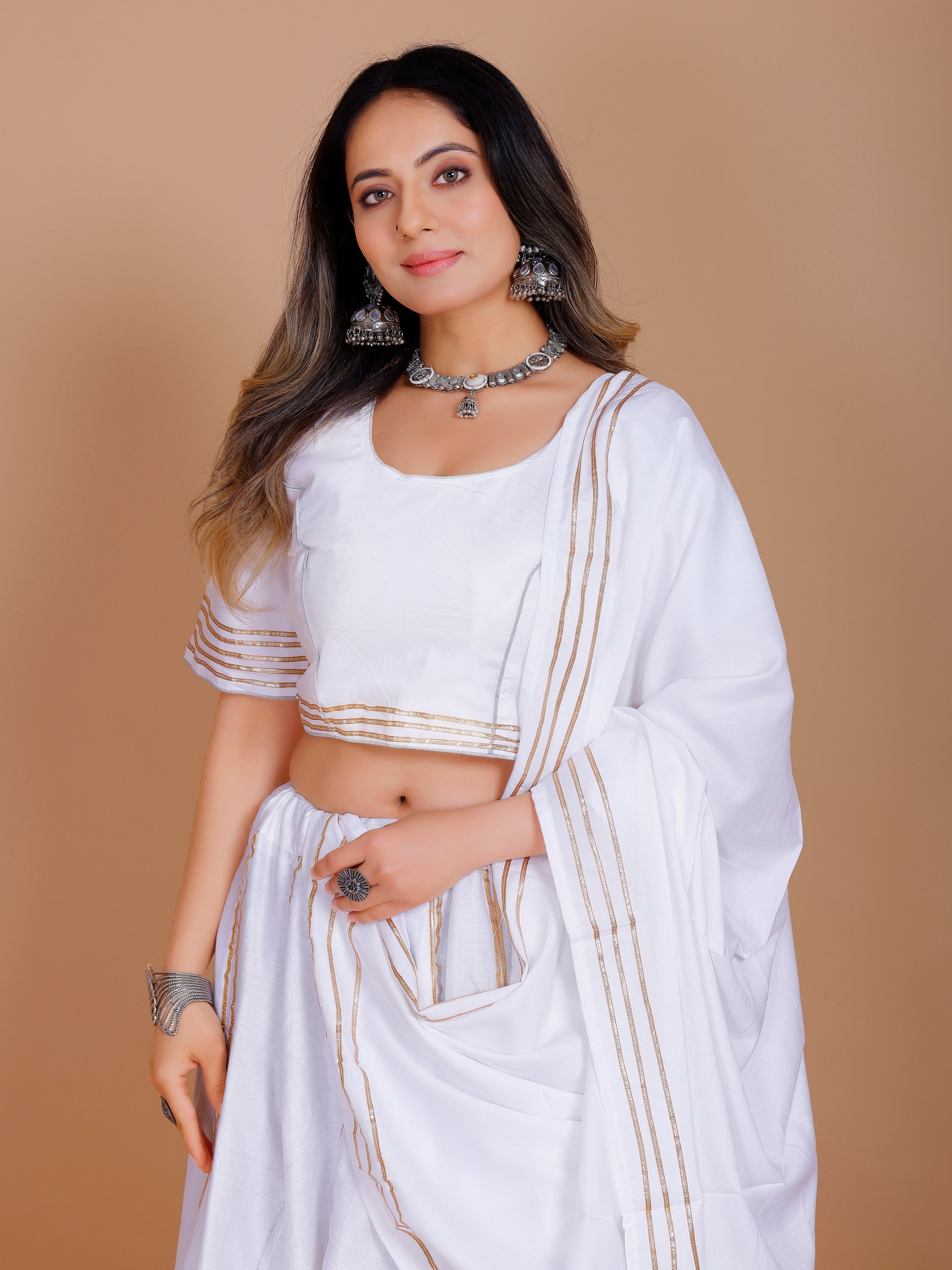 Meera Lahenga Choli - Roop Darshan
