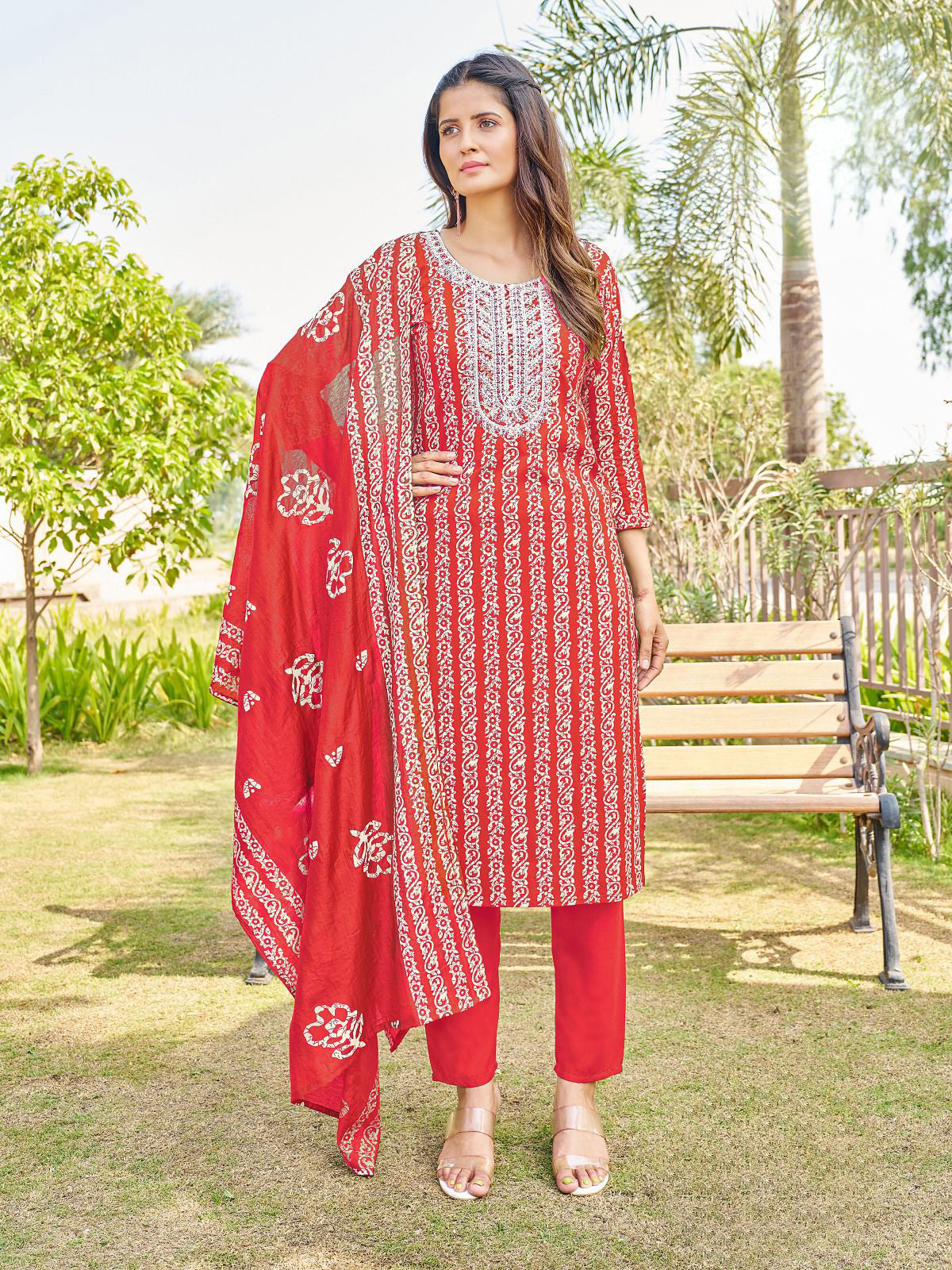 Divya Kamiz & Pant - Roop Darshan