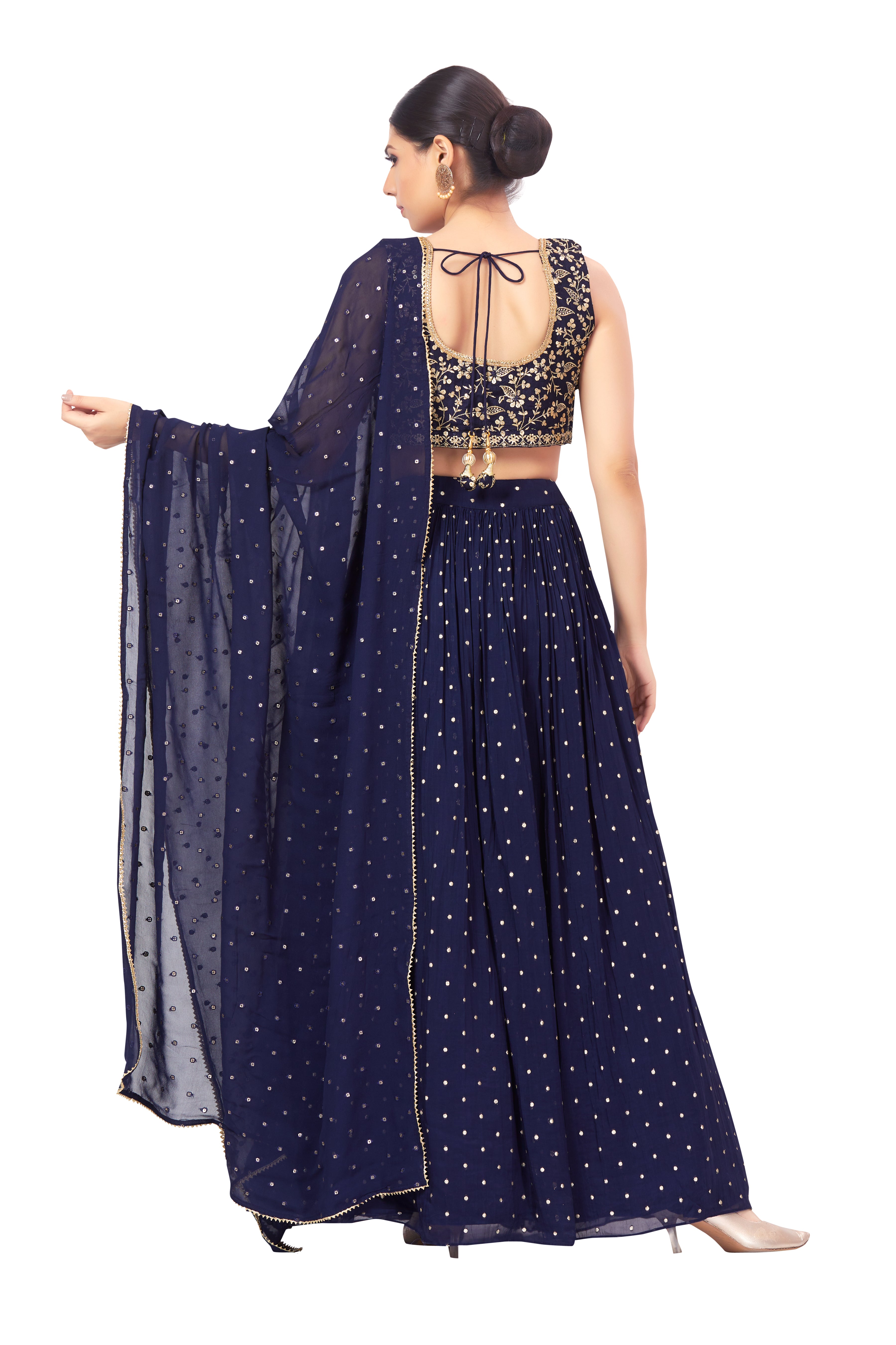 ANKITHA SILK TIKI EMBWK CLD S/L(S) 34X44 - Roop Darshan