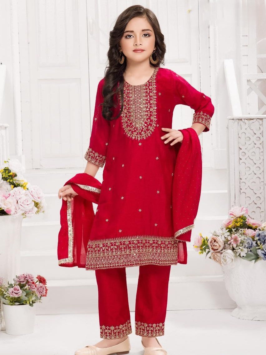 Shreya Kamiz & Pant