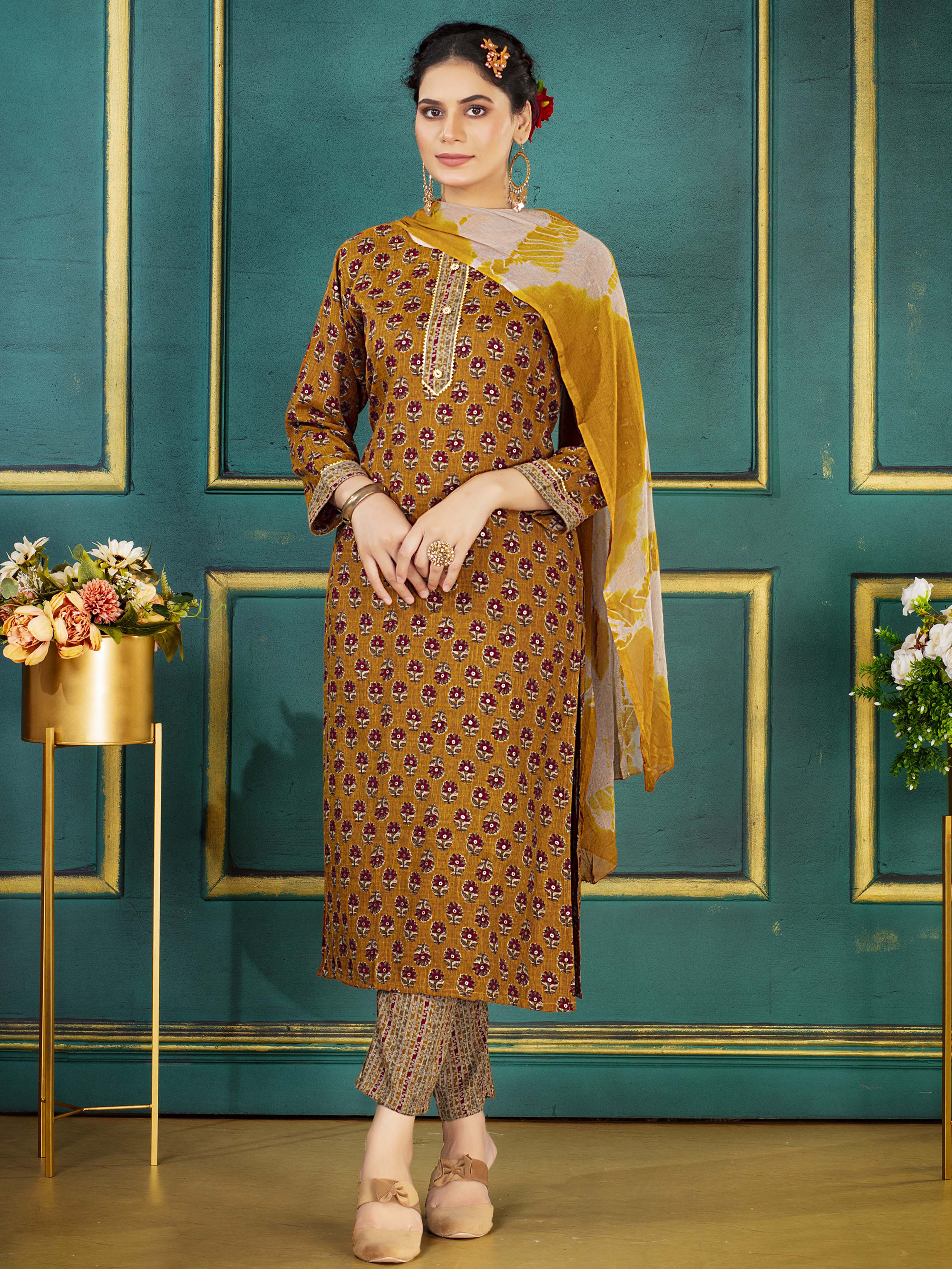 Naaz Kamiz & Pant