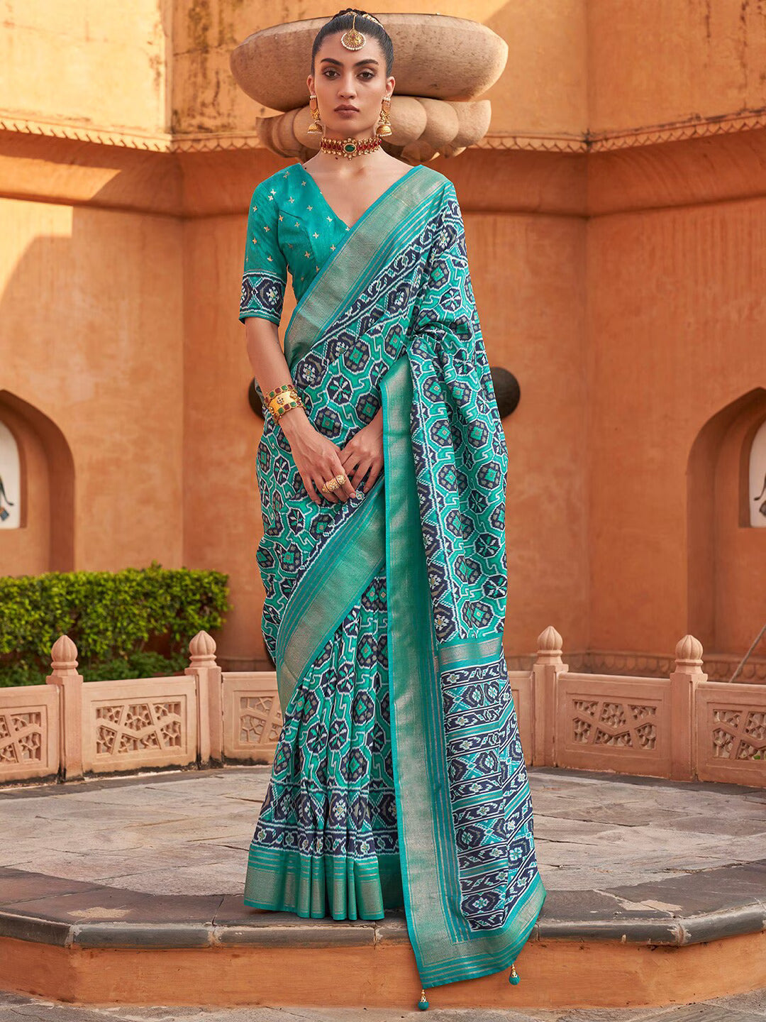 Vrinda Pochampally Saree - Roop Darshan