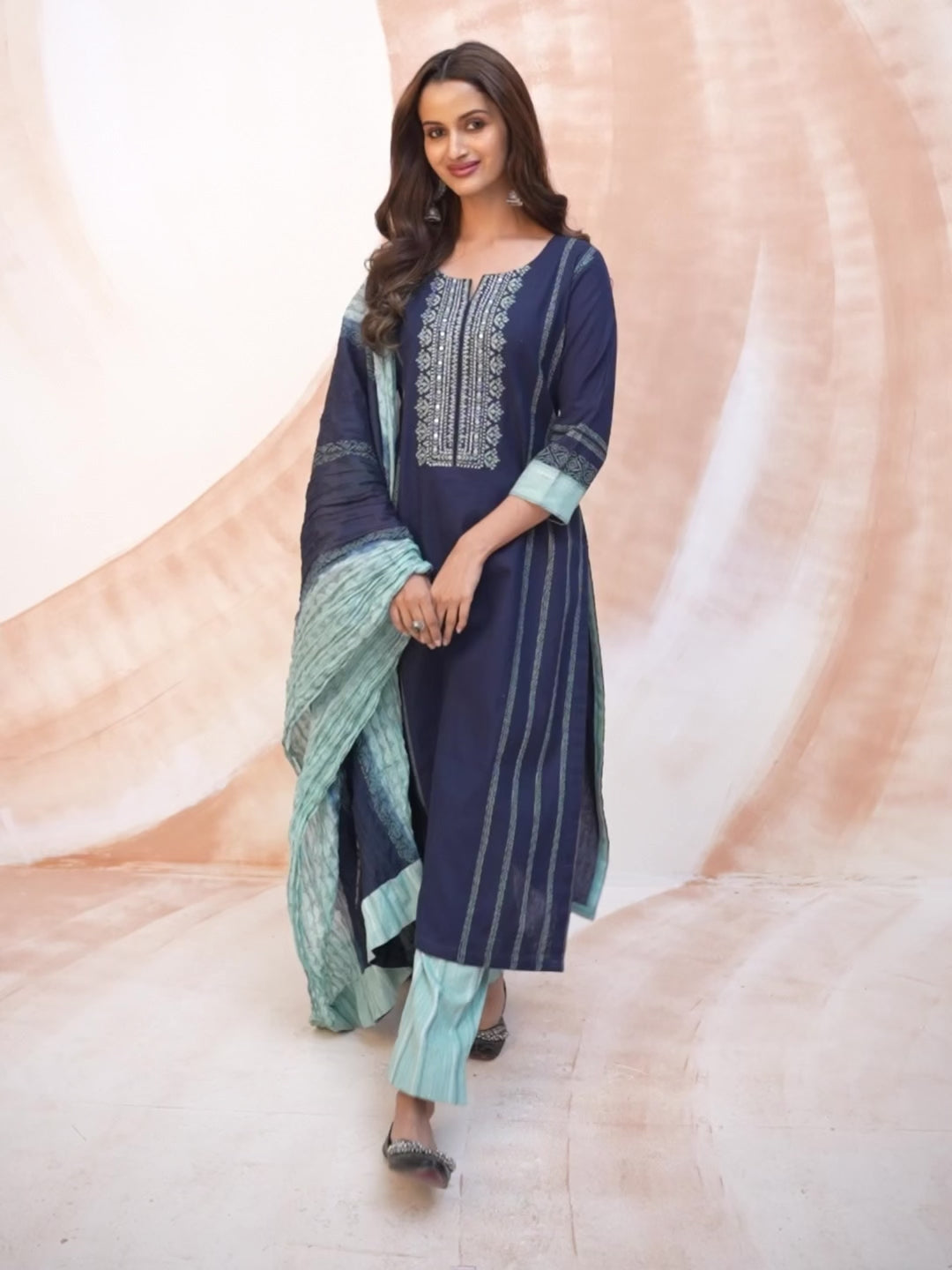 Roopa Kamiz & Pant