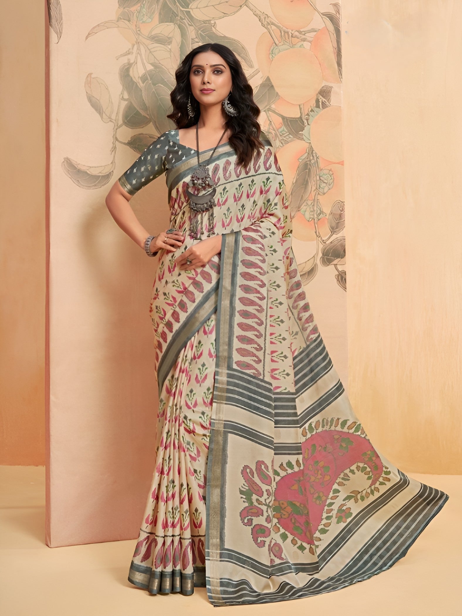 Nisha Saree