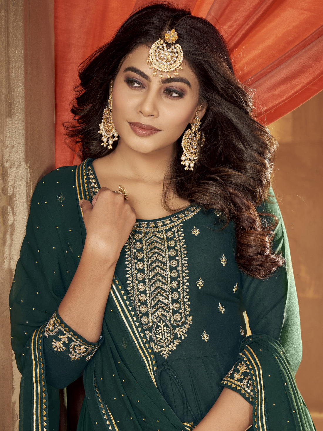 Tanvi Kamiz &amp; Pant - Roop Darshan