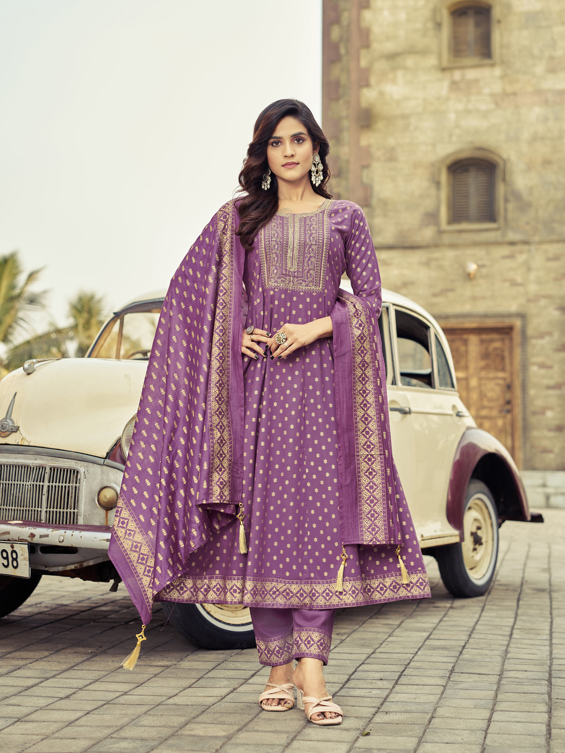 Vamika Flair Kamiz &amp; Pant - Roop Darshan
