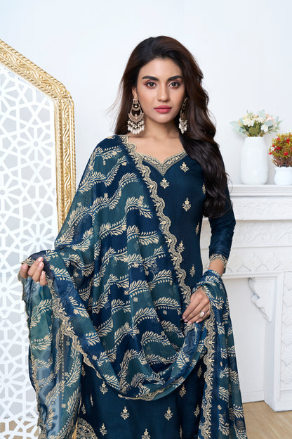 Mitali Kamiz &amp; Pant - Roop Darshan