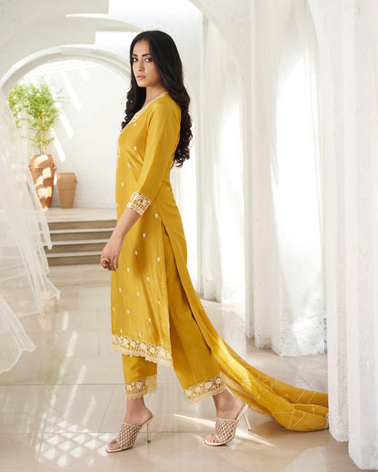 Siya Kamiz &amp; Pant - Roop Darshan