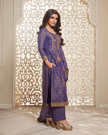 Mahira Kamiz &amp; Pant