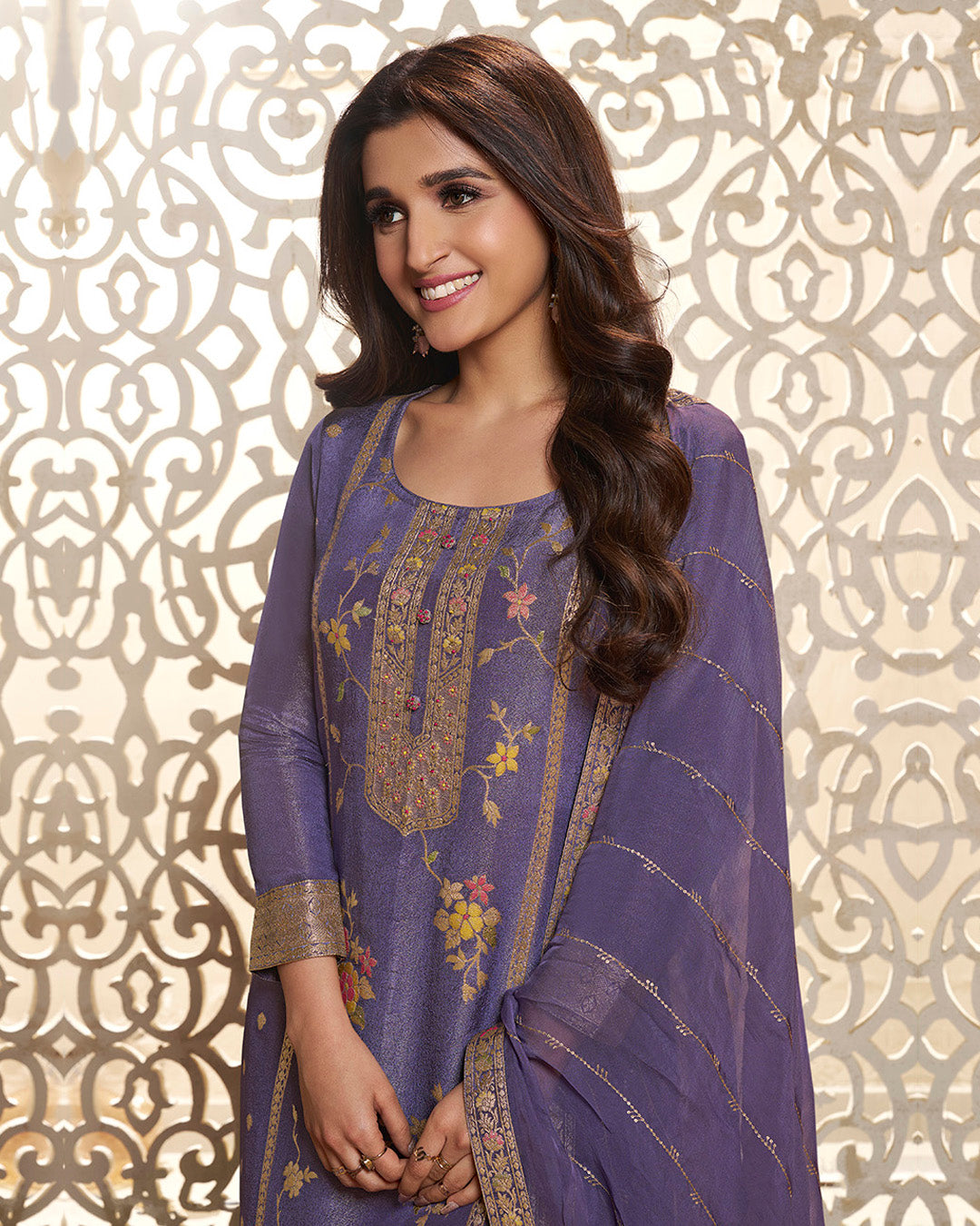 Mahira Kamiz &amp; Pant