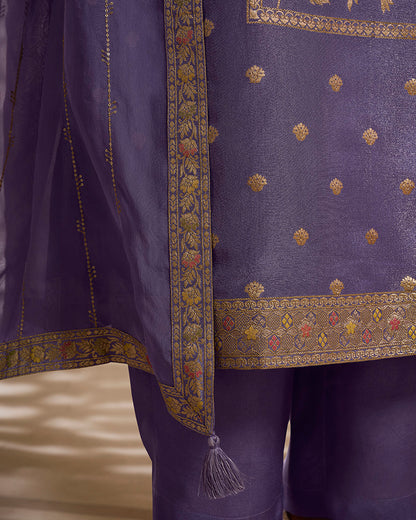 Mahira Kamiz &amp; Pant